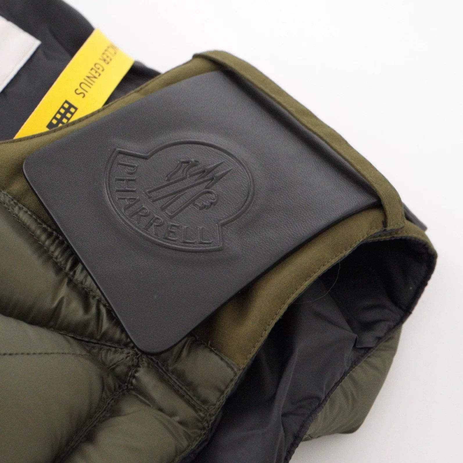 Moncler Genius moncler x pharrell lightweight padded vest Size US M / EU 48-50 / 2 - 3 Thumbnail
