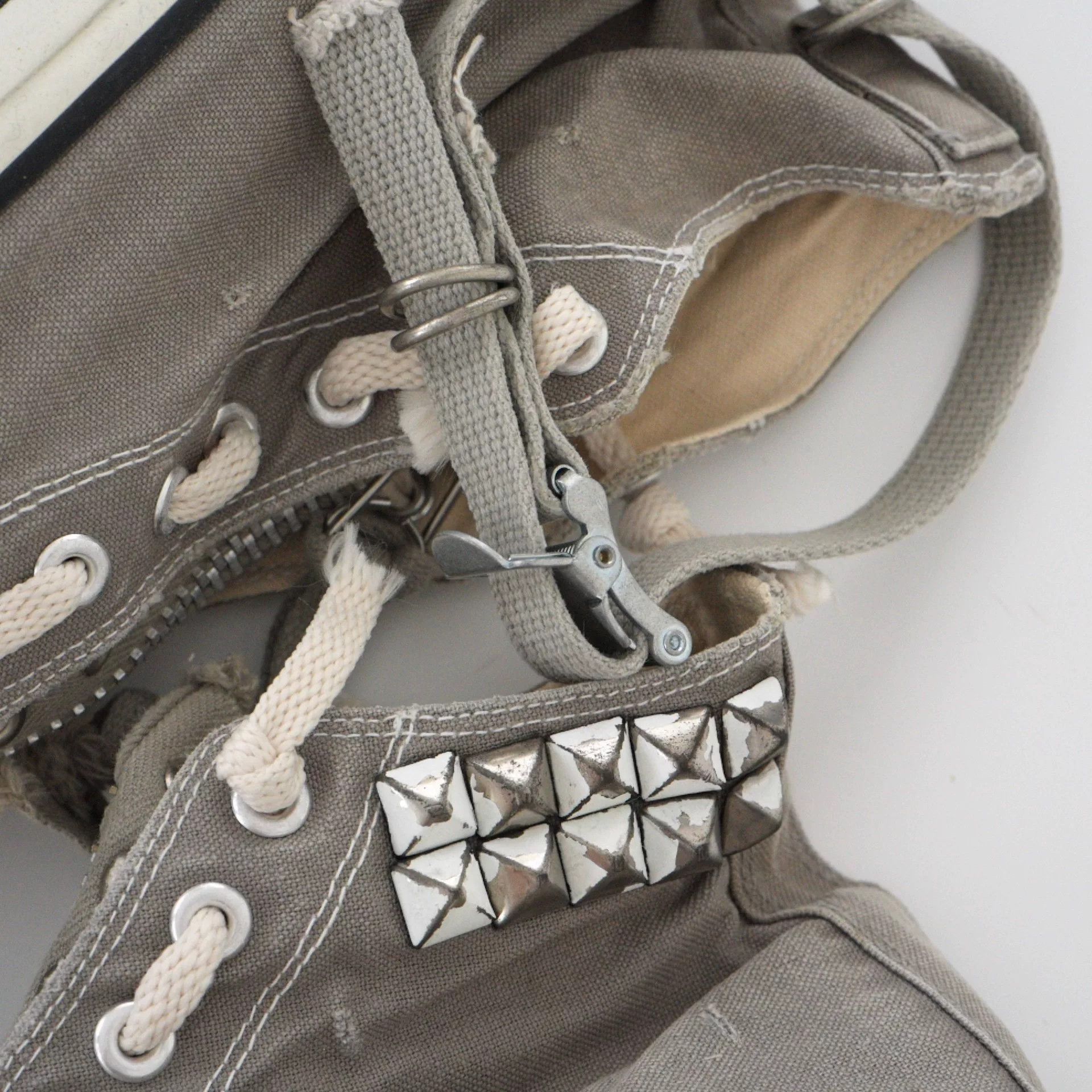 Takahiromiyashita The Soloist. takahiro miyashita canvas high-top shoes Size US 8 / EU 41 - 2 Thumbnail