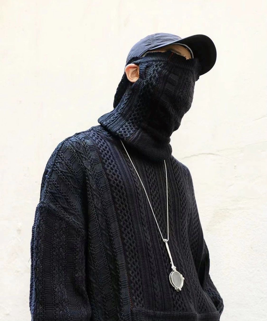 Takahiromiyashita The Soloist. black turtleneck sweater by takahiro miyashita Size US L / EU 52-54 / 3 - 9 Thumbnail