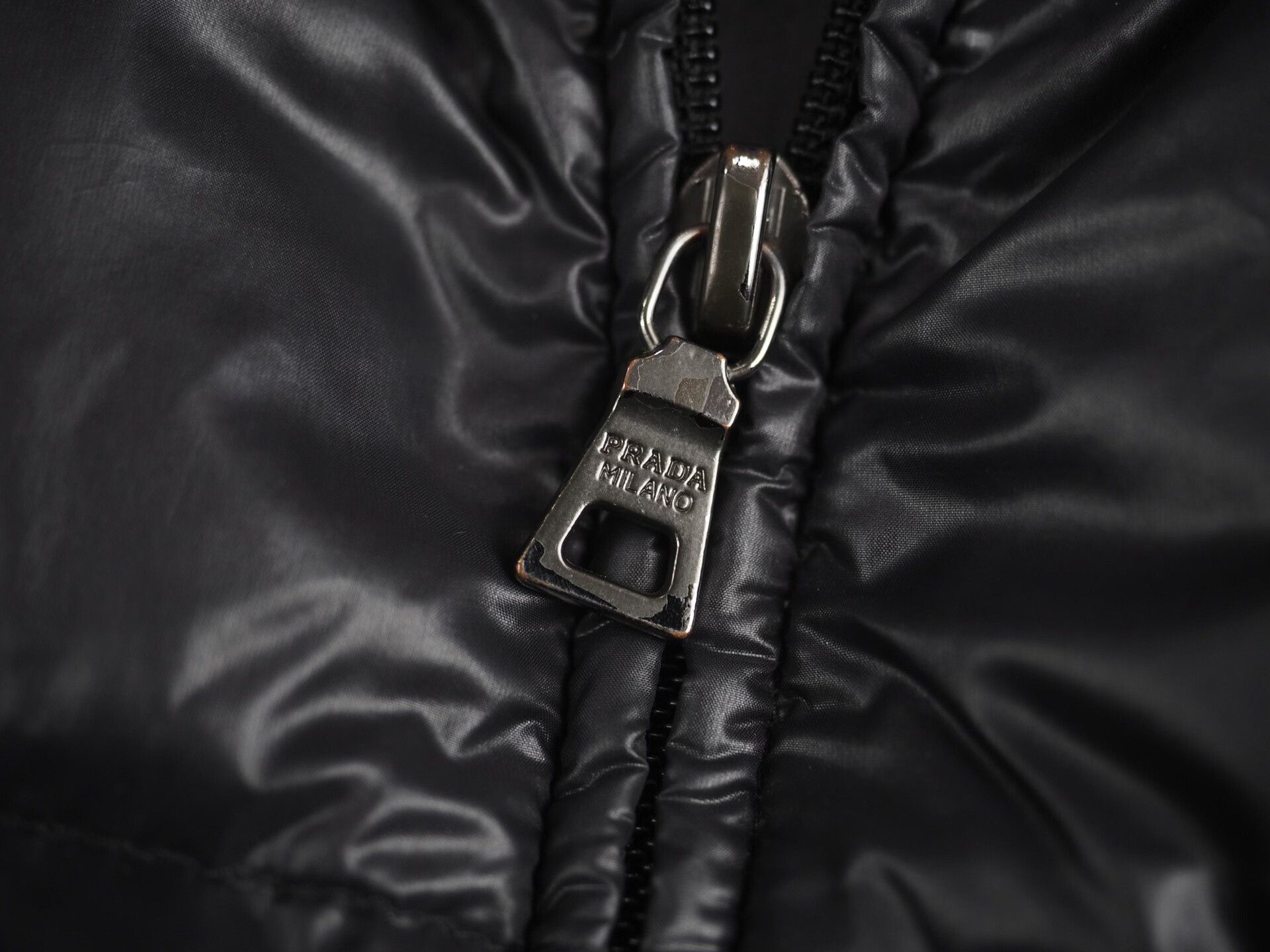 Prada classic prada black down vest Size US M / EU 48-50 / 2 - 5 Thumbnail