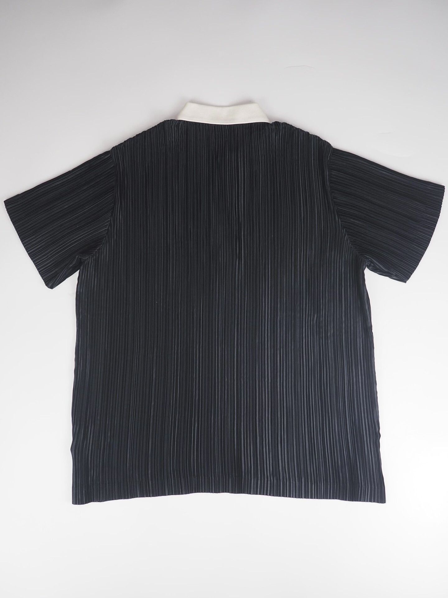 Burberry burberry black crazy love polo shirt Size US L / EU 52-54 / 3 - 5 Thumbnail
