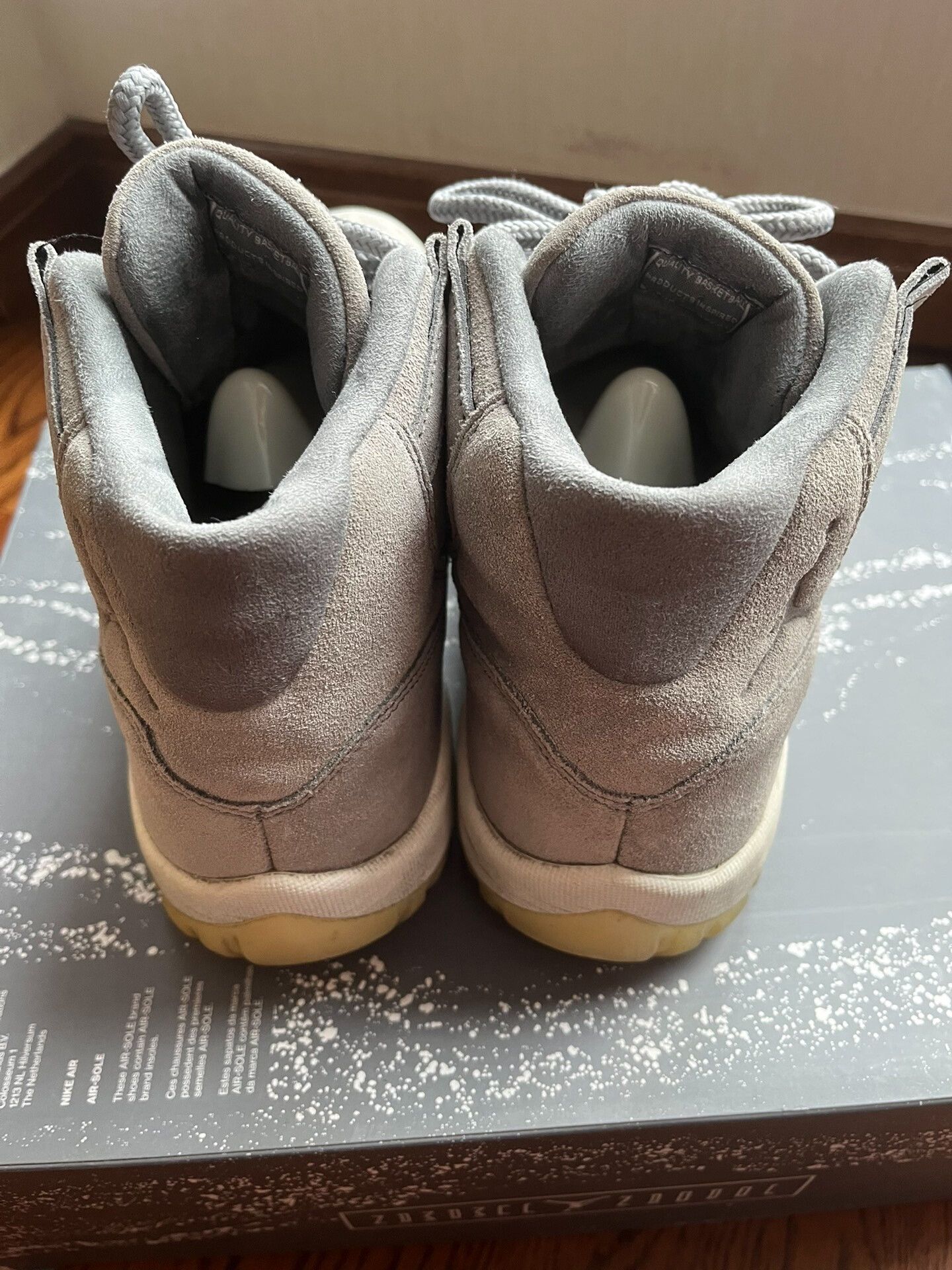 Jordan Brand AJ11 Peak Series Gray Suede Sneakers Size US 9.5 / EU 42-43 - 3 Thumbnail