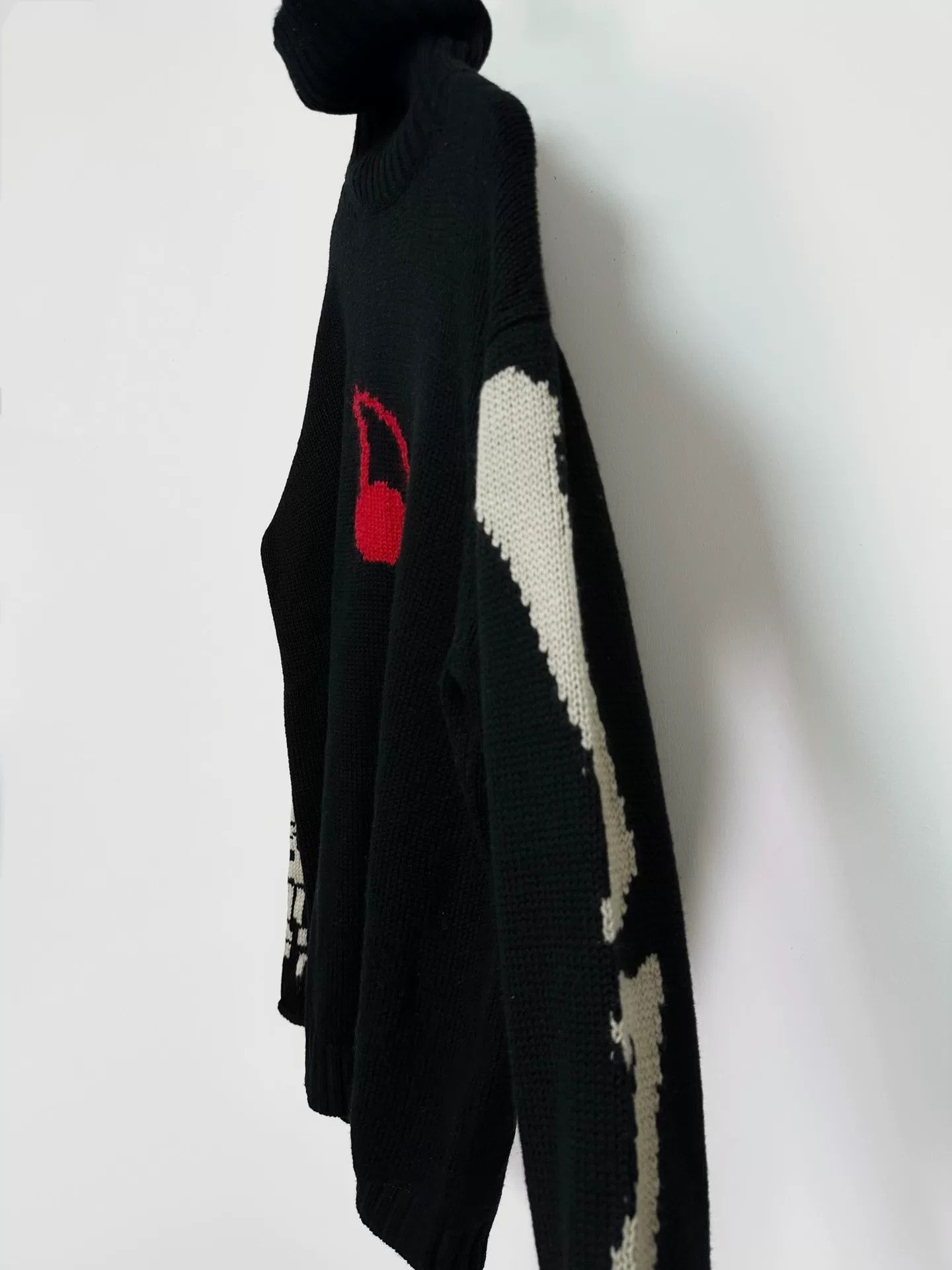 Yohji Yamamoto yohji yamamoto cherry motif turtleneck sweater Size US L / EU 52-54 / 3 - 4 Thumbnail