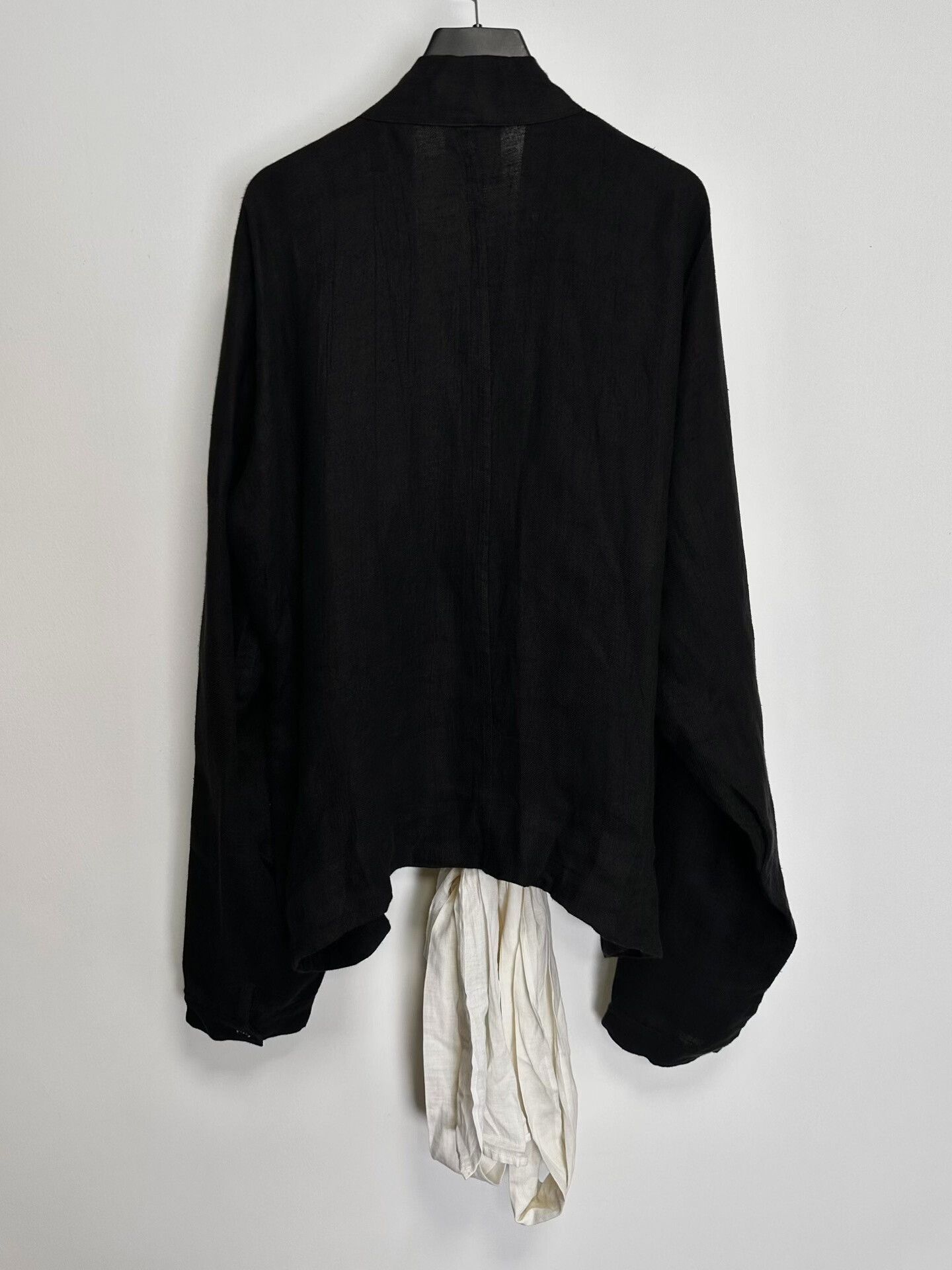 Yohji Yamamoto yohji yamamoto black linen long jacket Size US M / EU 48-50 / 2 - 2 Thumbnail