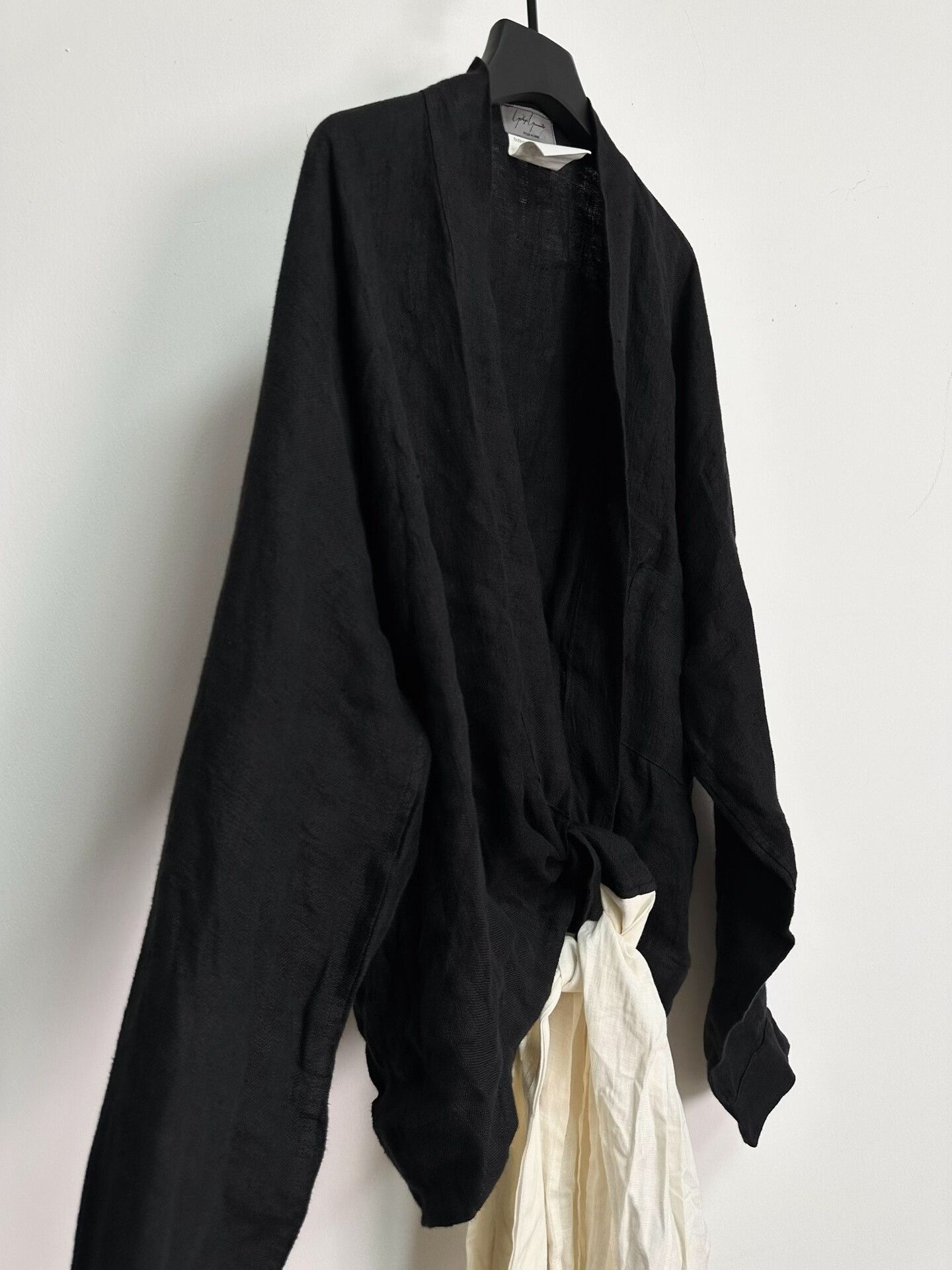 Yohji Yamamoto yohji yamamoto black linen long jacket Size US M / EU 48-50 / 2 - 6 Thumbnail