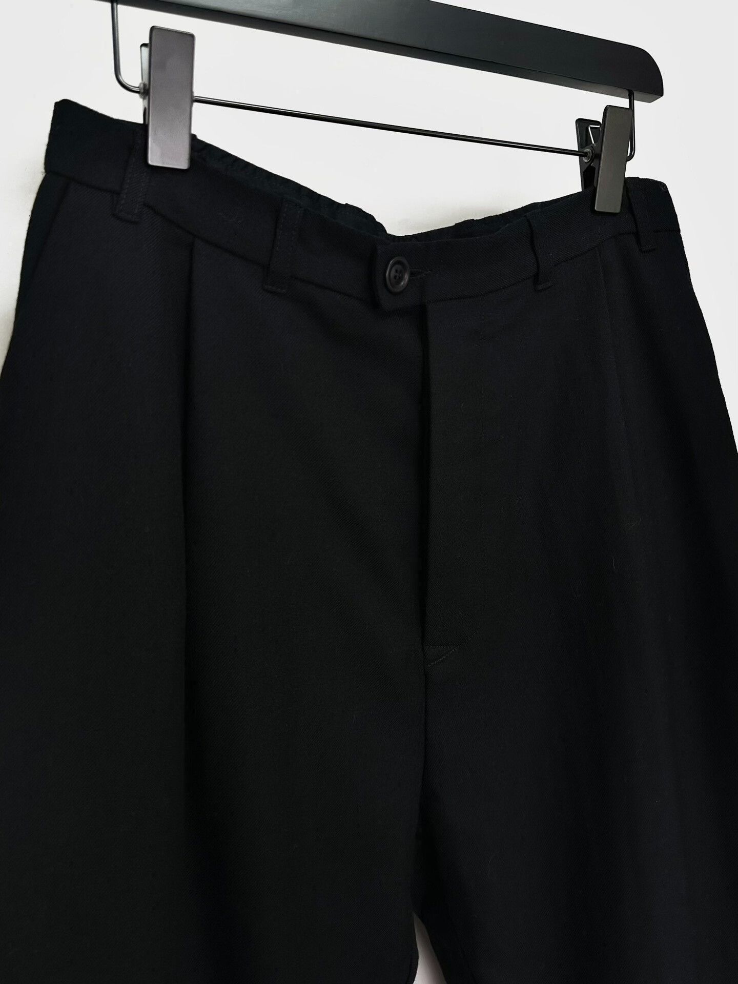 Casey Casey stylish black wool carrot pants Size 40" / US 18 - 3 Thumbnail