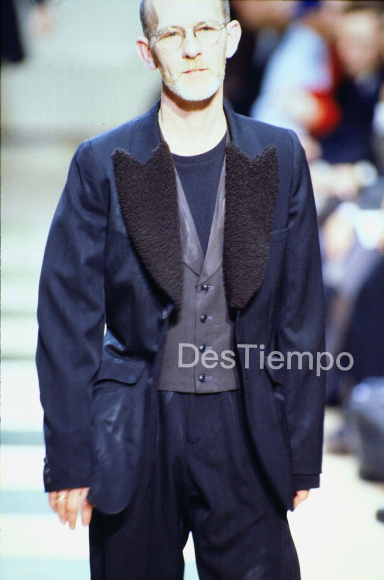Yohji Yamamoto yohji yamamoto 93aw fur collar coat Size US M / EU 48-50 / 2 - 9 Thumbnail
