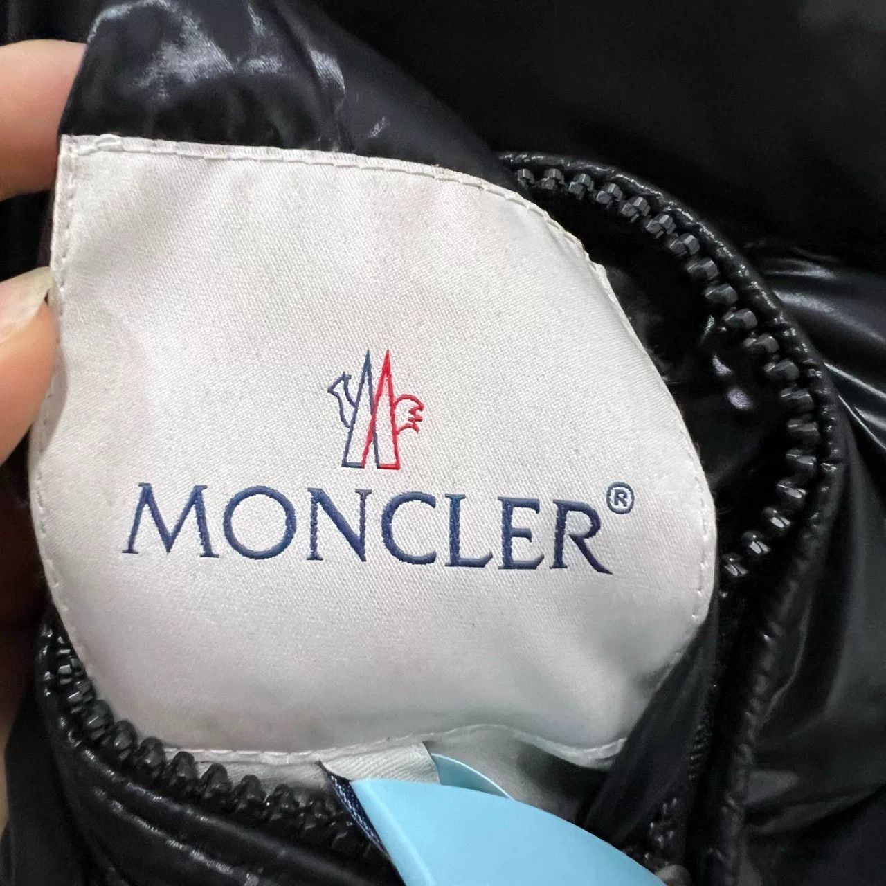 Moncler moncler double-sided puffer jacket with print Size US M / EU 48-50 / 2 - 4 Thumbnail