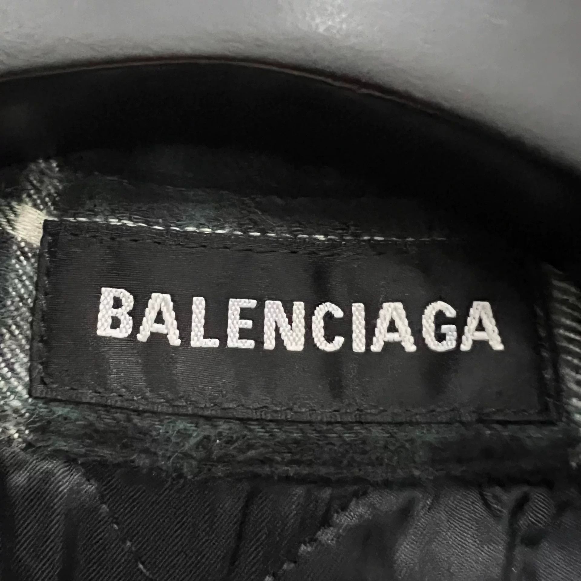 Balenciaga patterned color-blocked vest by Balenciaga Size US M / EU 48-50 / 2 - 3 Thumbnail