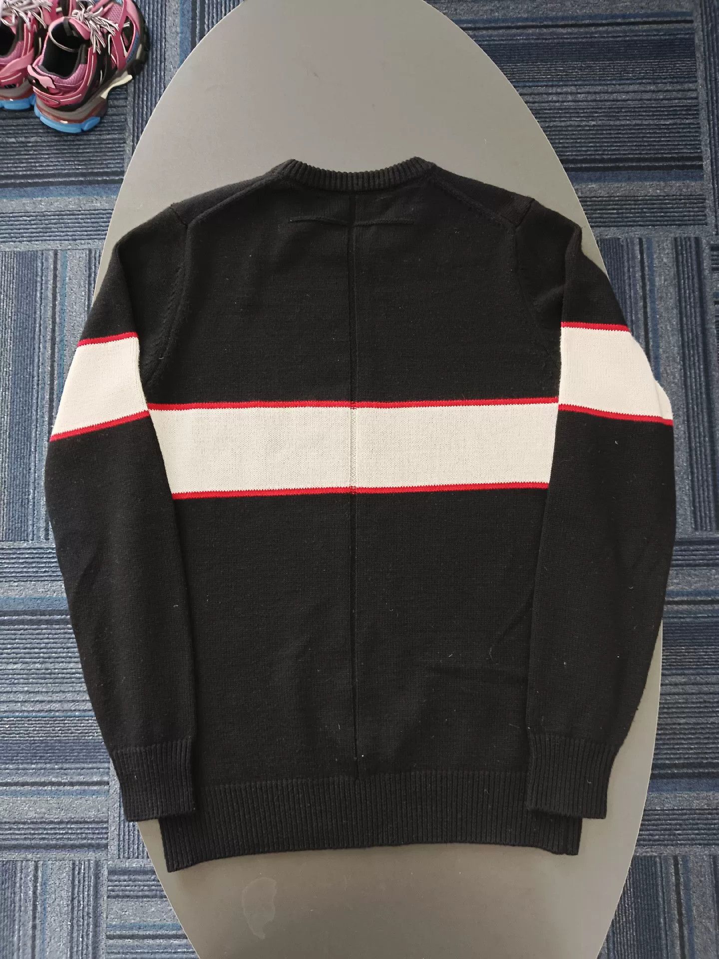 Givenchy Givenchy Black Logo Knit Sweater Size M Size US M / EU 48-50 / 2 - 2 Thumbnail