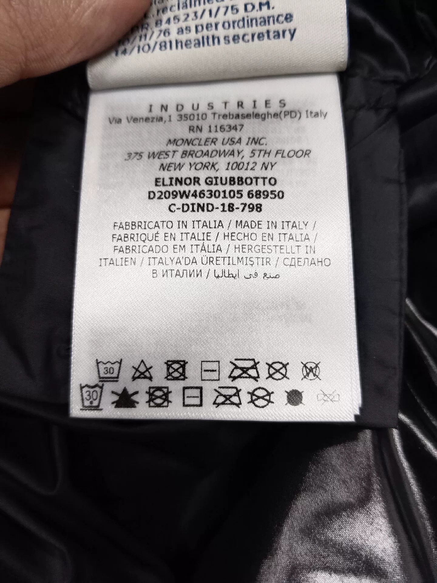 Moncler rare moncler big logo down jacket black Size US XXS / EU 40 - 5 Thumbnail