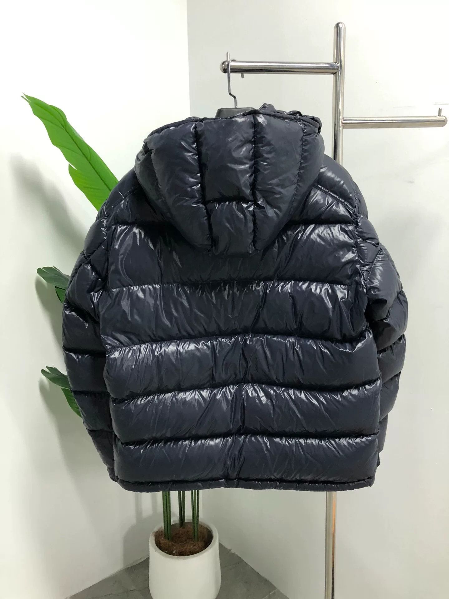 Moncler moncler maya detachable hood puffer jacket Size US L / EU 52-54 / 3 - 2 Thumbnail