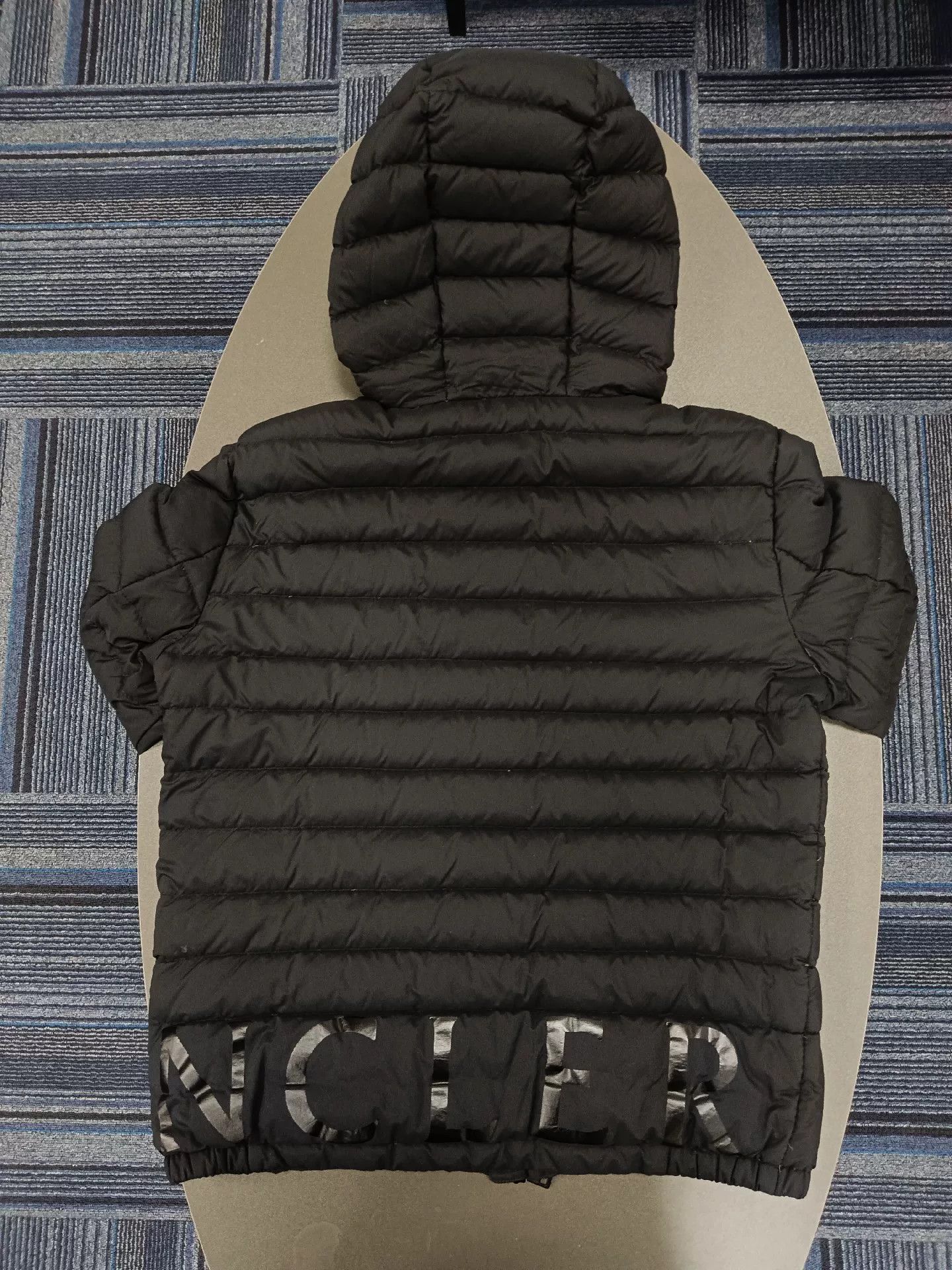 Moncler Moncler Classic Logo Lightweight Down Jacket Size US L / EU 52-54 / 3 - 2 Thumbnail