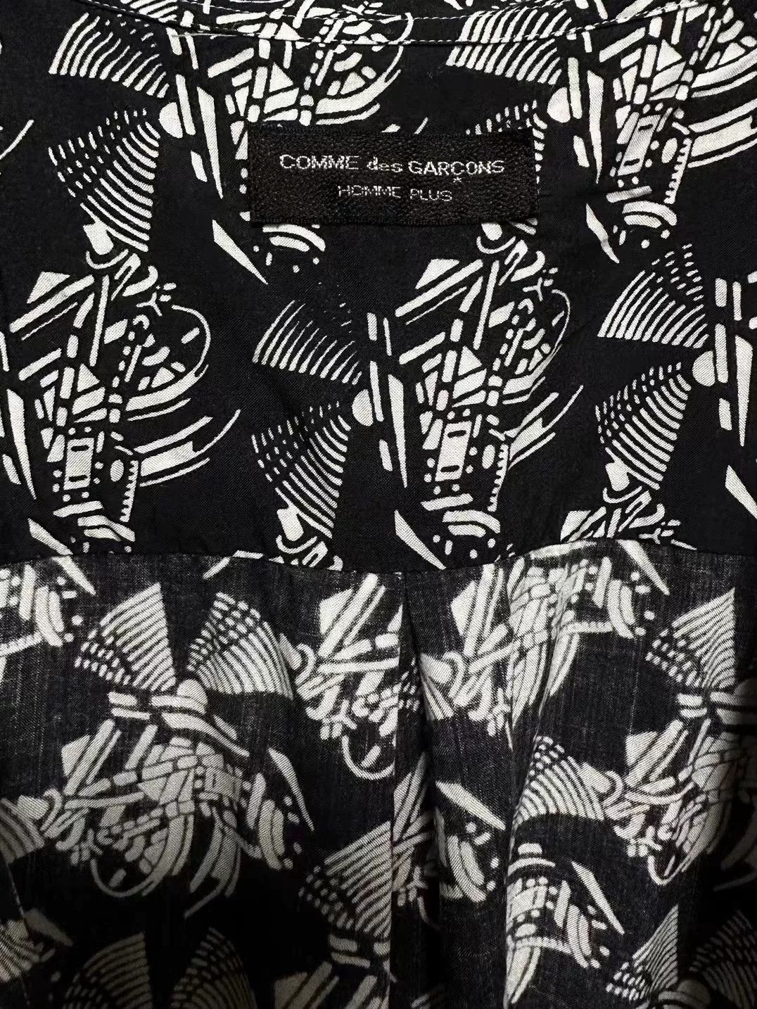 Comme des Garcons comme des garcons abstract pattern shirt Size US XL / EU 56 / 4 - 3 Thumbnail