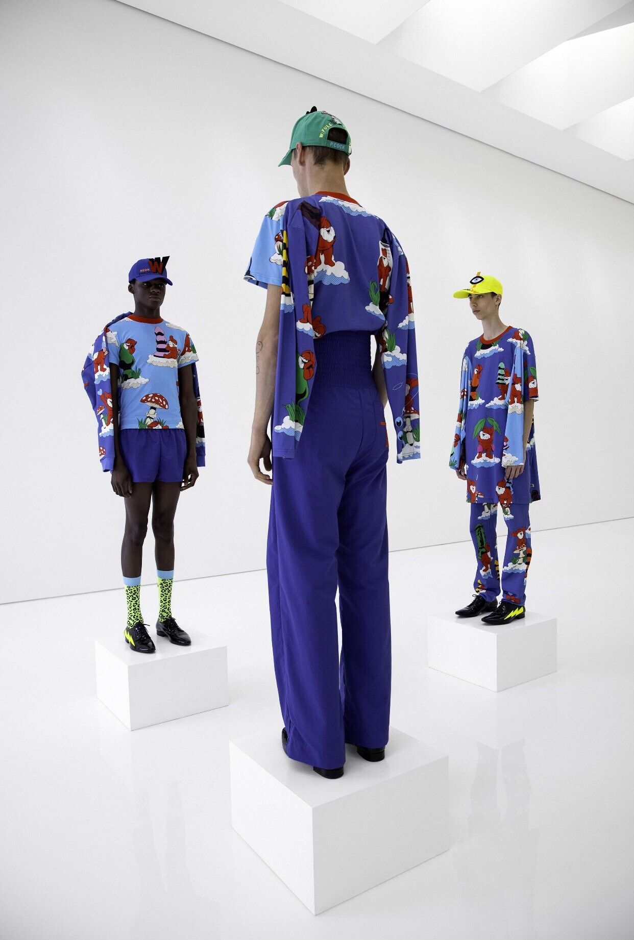 Walter Van Beirendonck colorful hooded sweatshirt by Walter Van Beirendonck Size US L / EU 52-54 / 3 - 9 Thumbnail