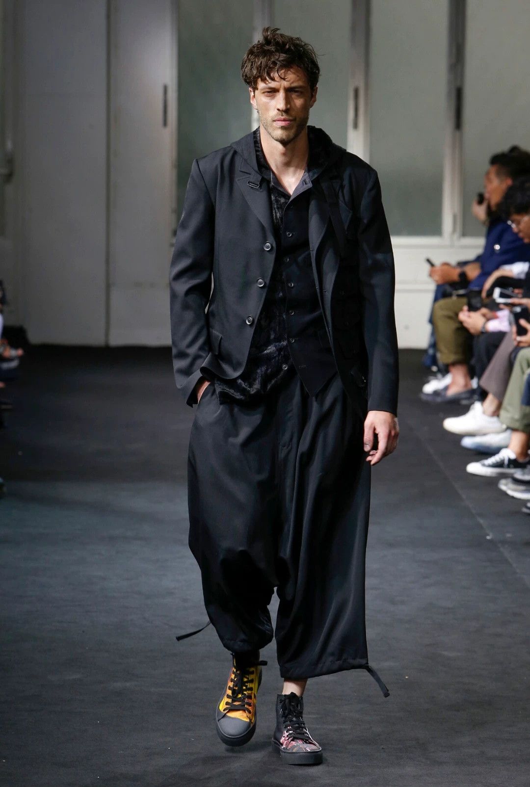 Yohji Yamamoto yohji yamamoto silk balloon pants Size 23" - 9 Thumbnail