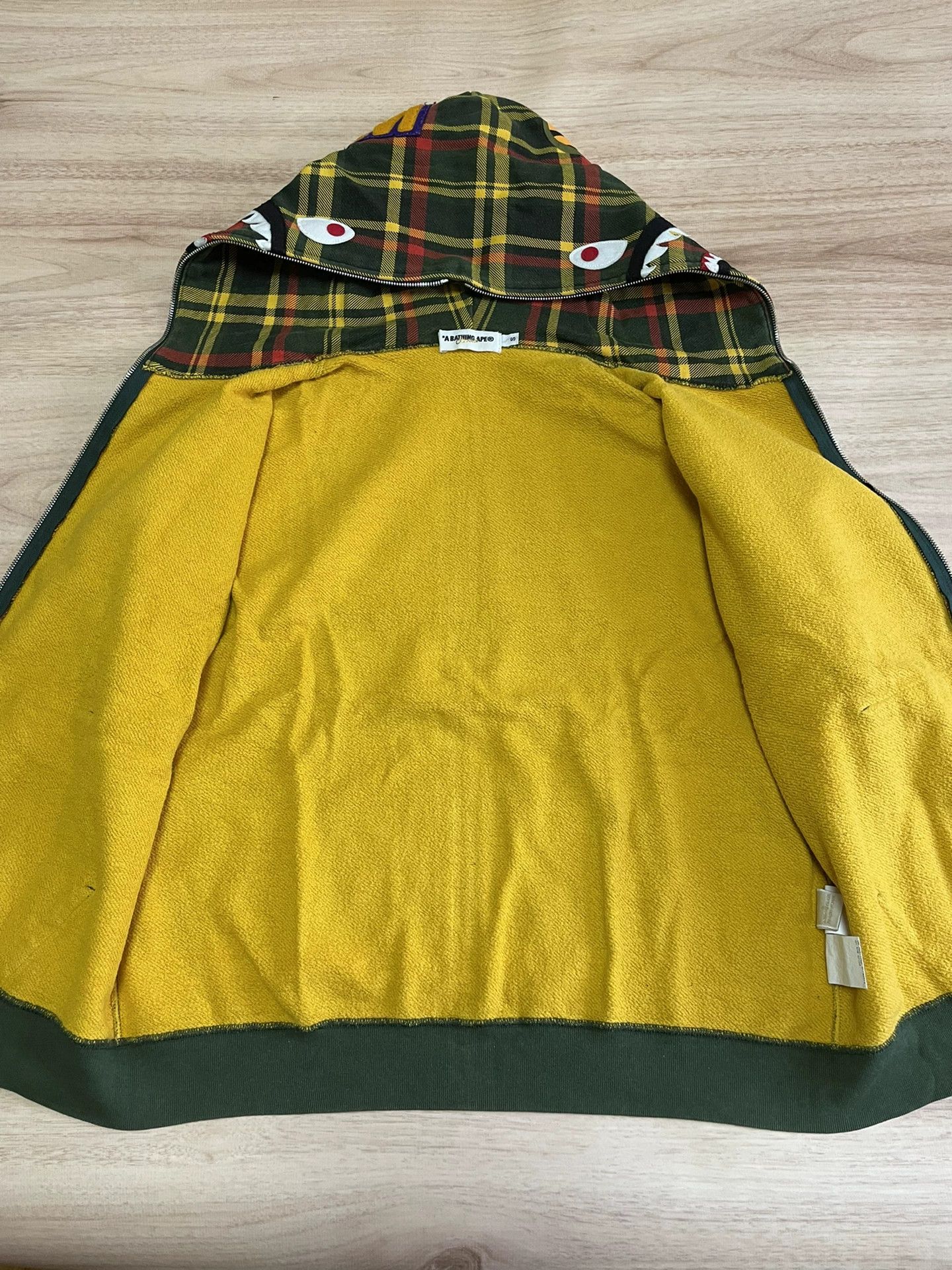 Bape bape plaid shark hoodie size s Size US S / EU 44-46 / 1 - 7 Thumbnail