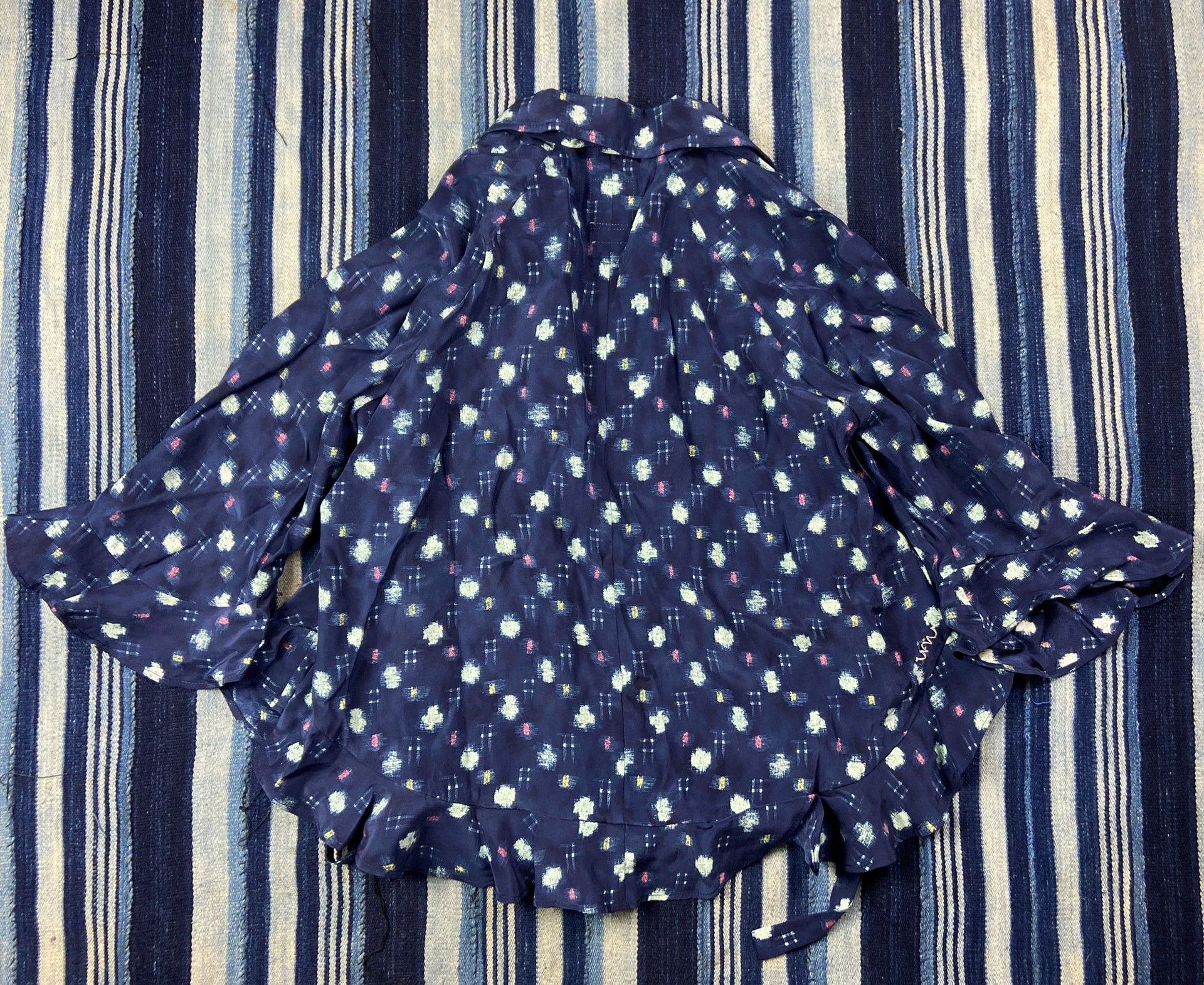 Visvim navy silk ruffle shirt by visvim Size S / US 4 / IT 40 - 4 Thumbnail