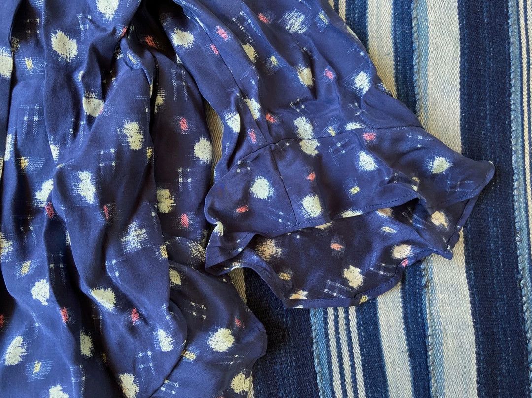 Visvim navy silk ruffle shirt by visvim Size S / US 4 / IT 40 - 6 Thumbnail