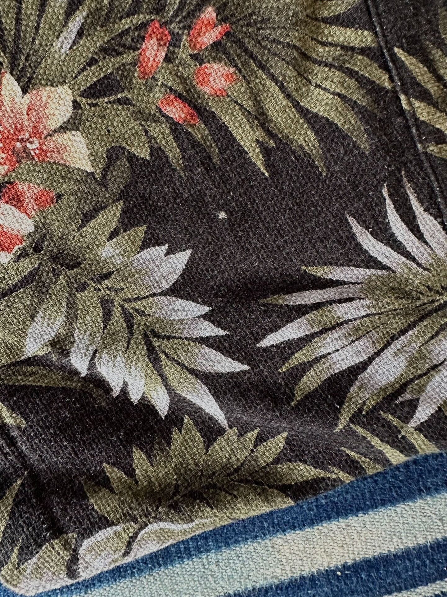 Neighborhood neighborhood aloha floral summer shorts Size US 31 - 3 Thumbnail