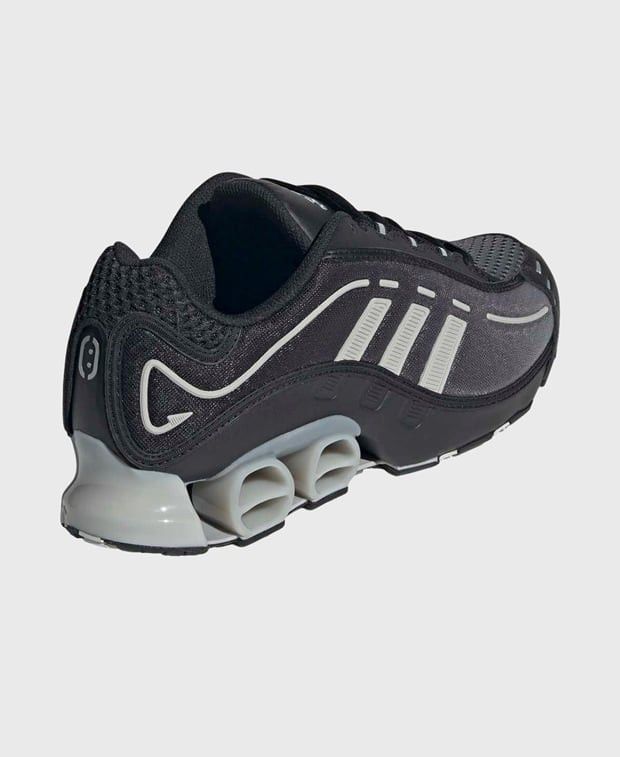 Adidas Megaride O1 Sneakers Size US 12.5 / EU 45-46 - 2 Thumbnail