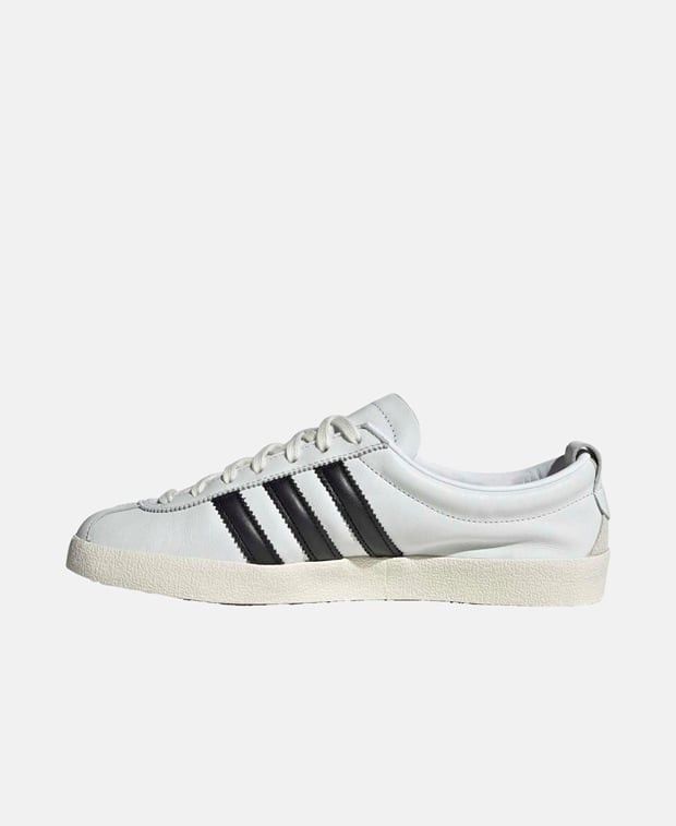 Adidas Blanc Training shoes Size US 5.5 / EU 38 - 3 Thumbnail