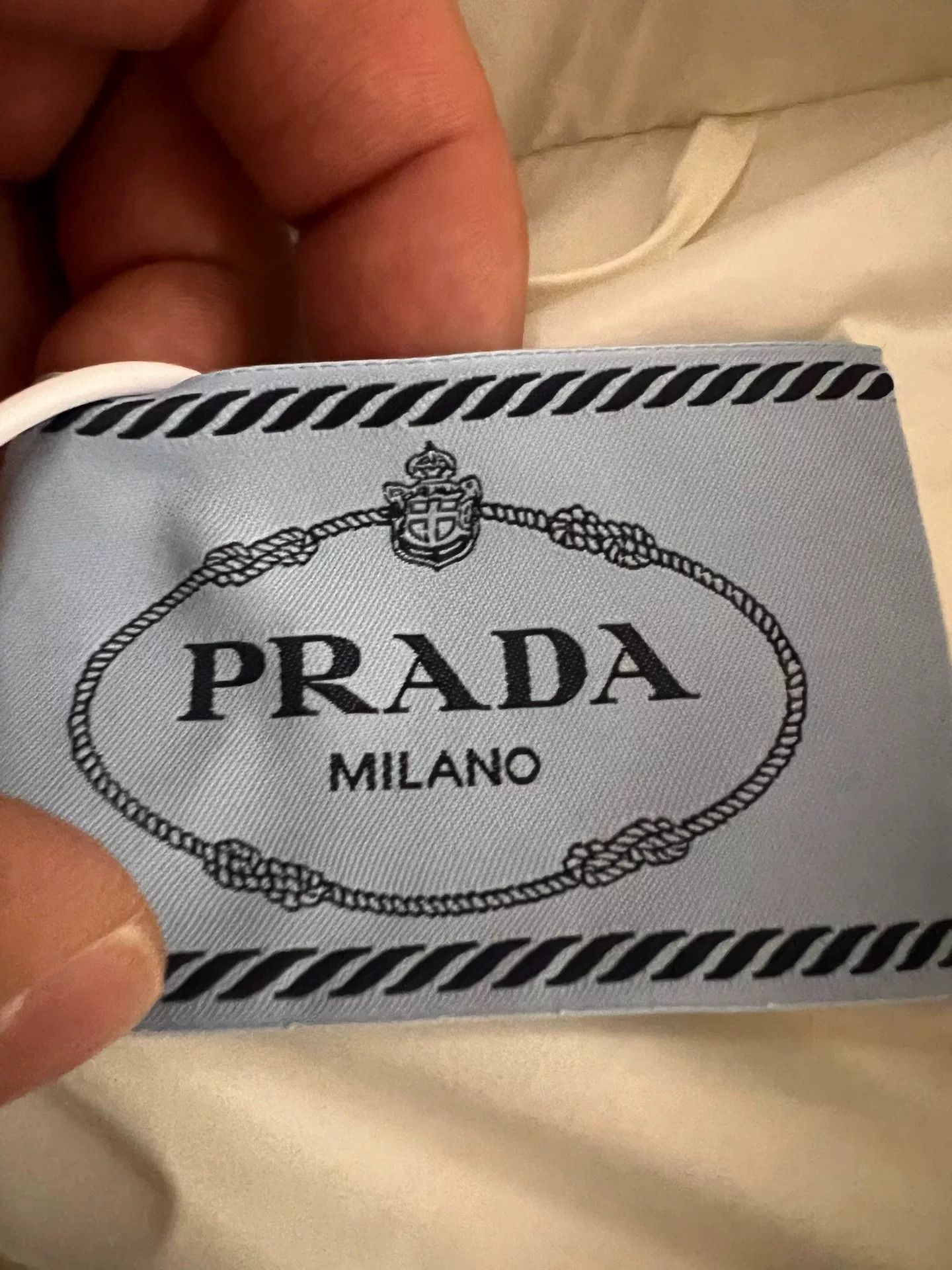 Prada Prada Logo White Down Jacket Size 38 Size M / US 6-8 / IT 42-44 - 4 Thumbnail
