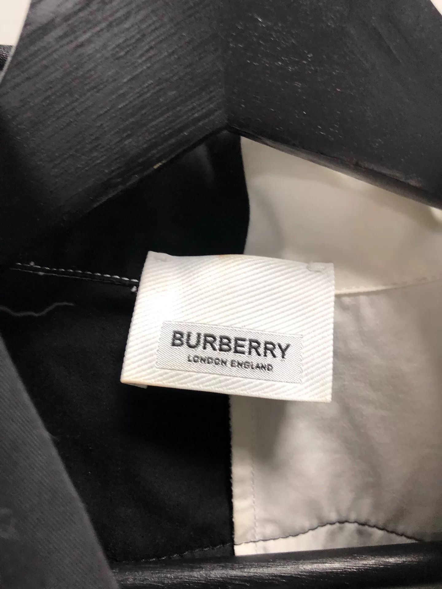 Burberry Burberry Short Sleeve Shirt in Excellent Condition Size US M / EU 48-50 / 2 - 2 Thumbnail
