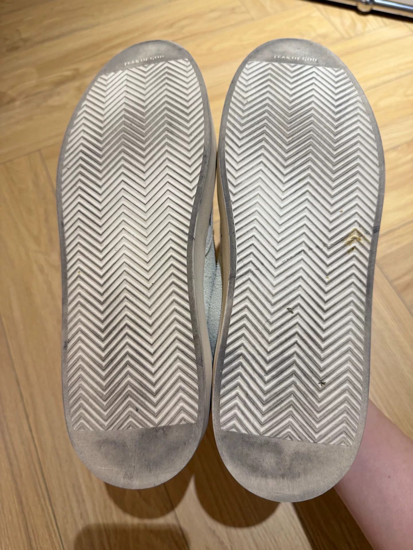 Fear of God fear of god fog white low-top sneakers Size US 8.5 / EU 41-42 - 6 Thumbnail