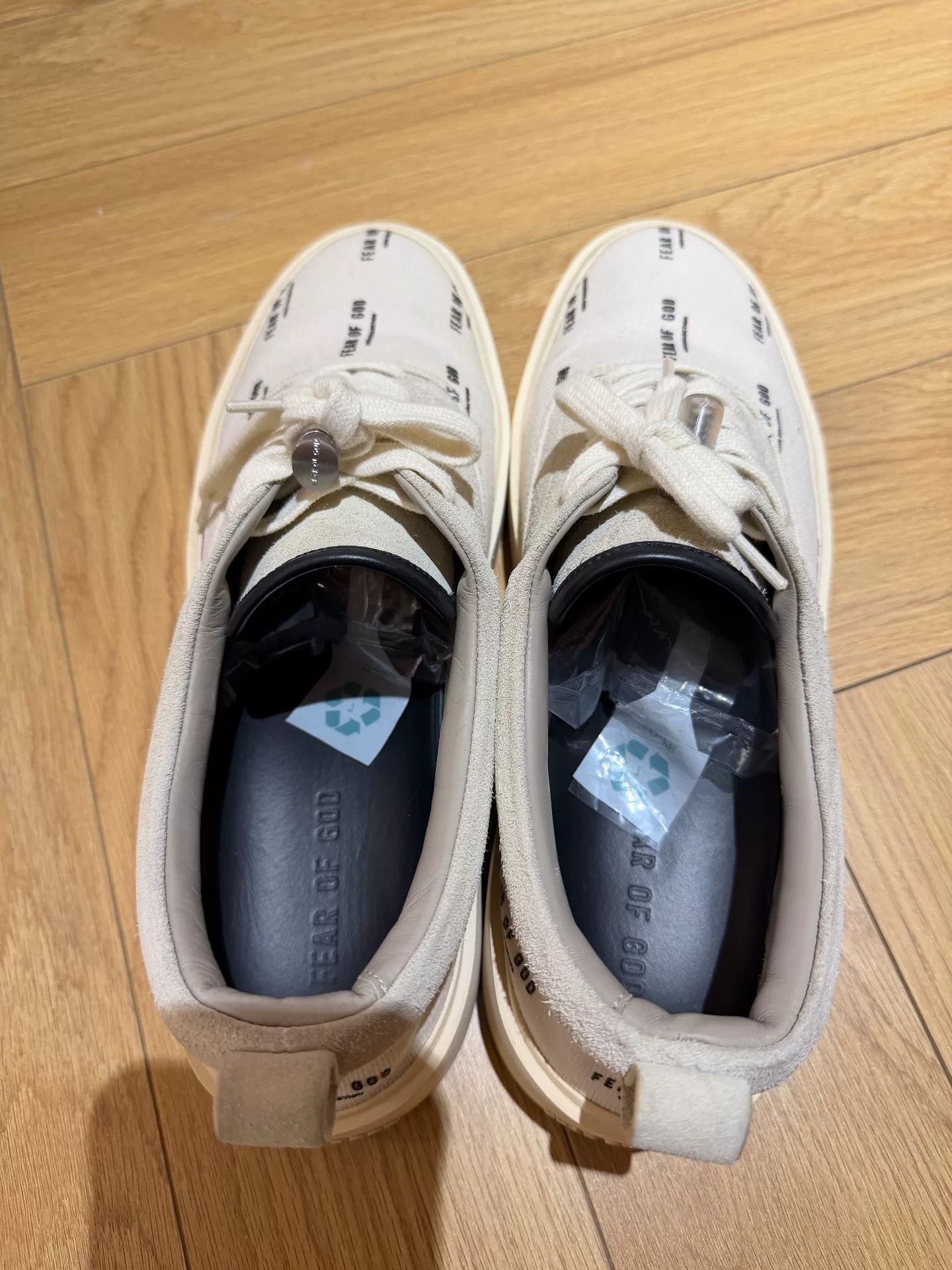 Fear of God fear of god fog white low-top sneakers Size US 8.5 / EU 41-42 - 3 Thumbnail