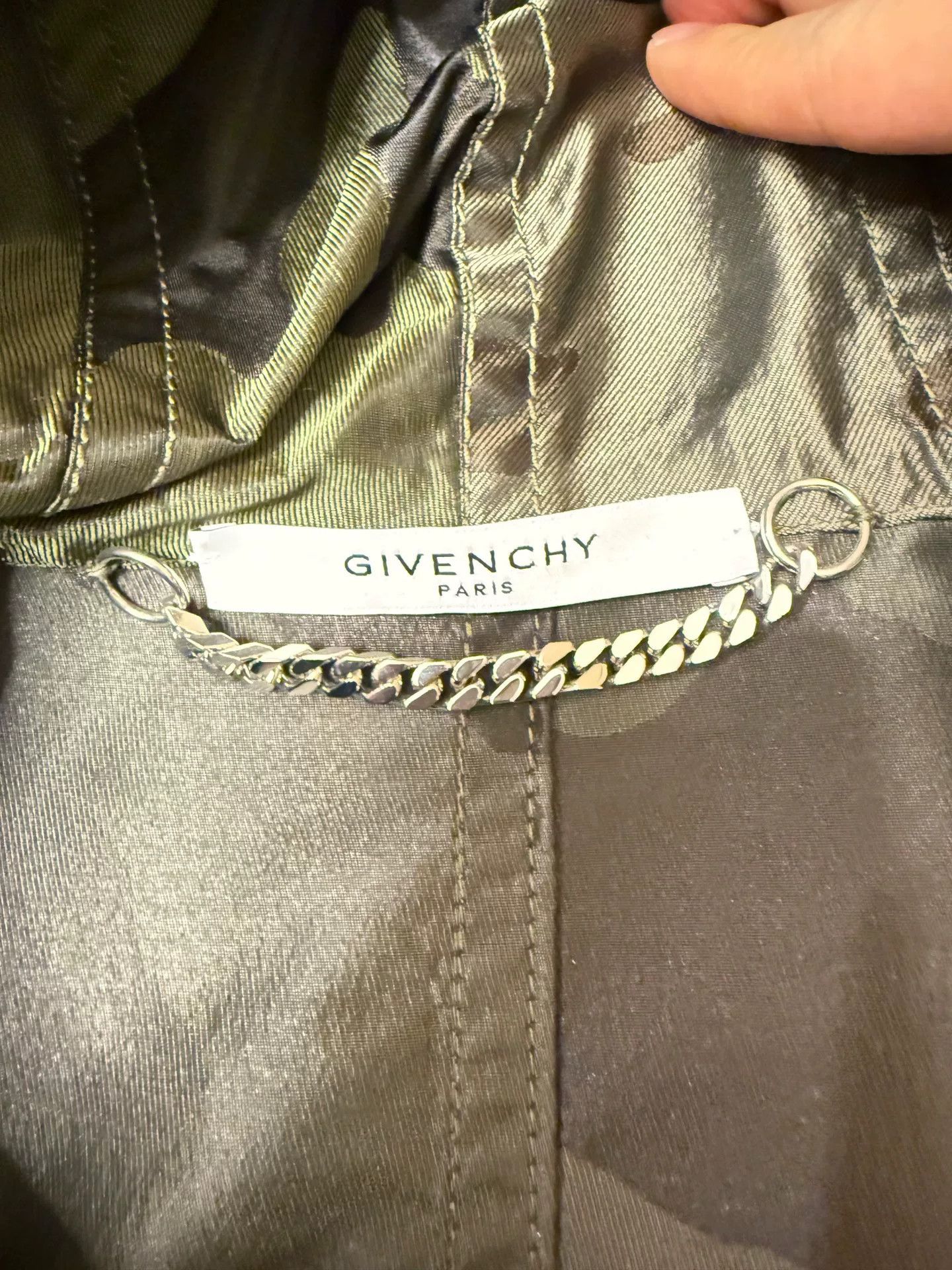 Givenchy givenchy camouflage rain jacket for men Size US L / EU 52-54 / 3 - 2 Thumbnail