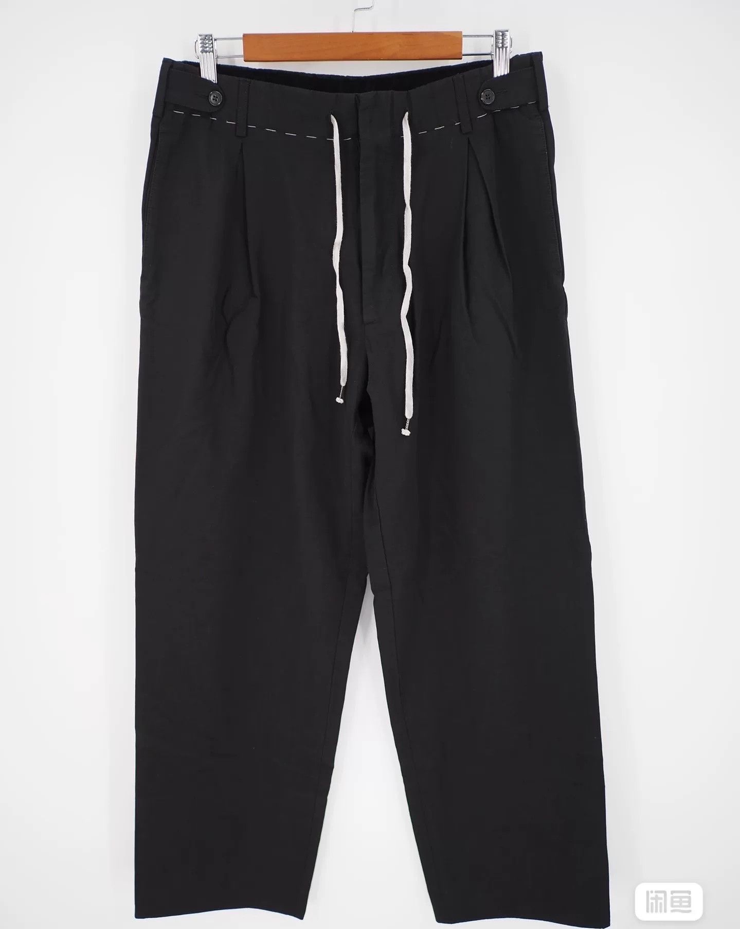 Maison Margiela maison margiela black drawstring casual pants Size US 38 / EU 54 - 2 Thumbnail