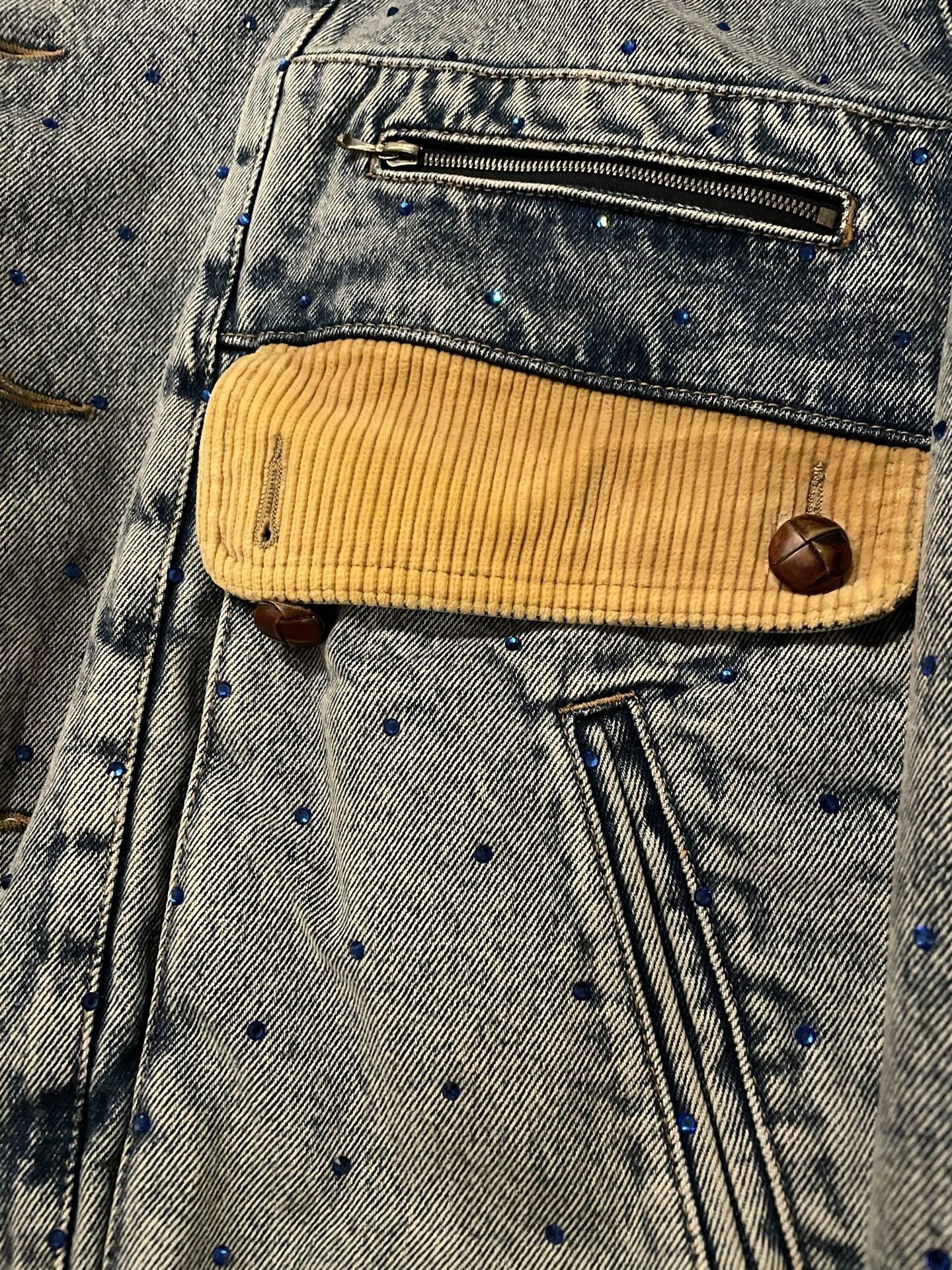 Gucci gucci denim jacket with unique design elements Size US S / EU 44-46 / 1 - 3 Thumbnail