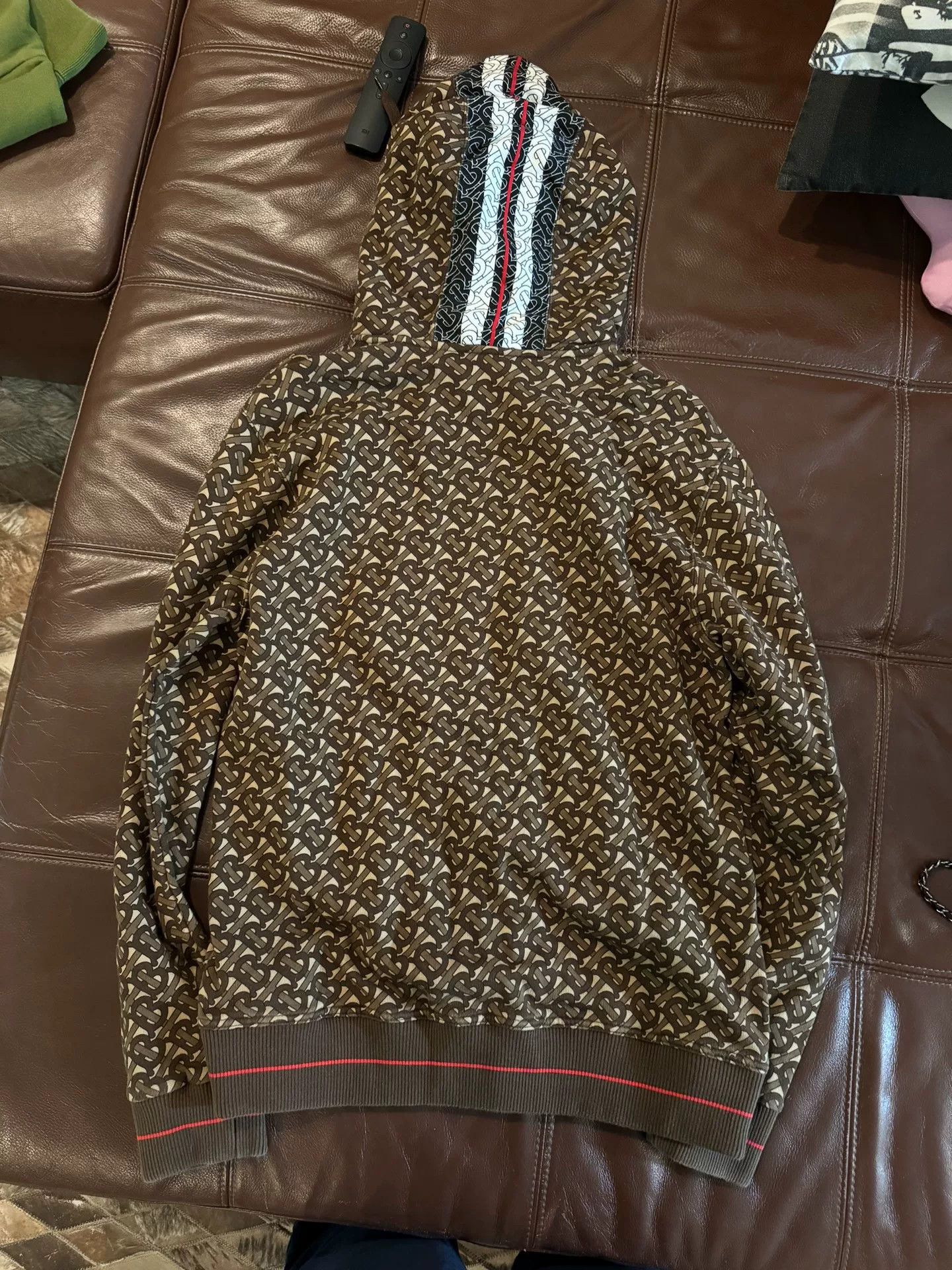 Burberry burberry patterned hooded sweatshirt size s Size US S / EU 44-46 / 1 - 2 Thumbnail