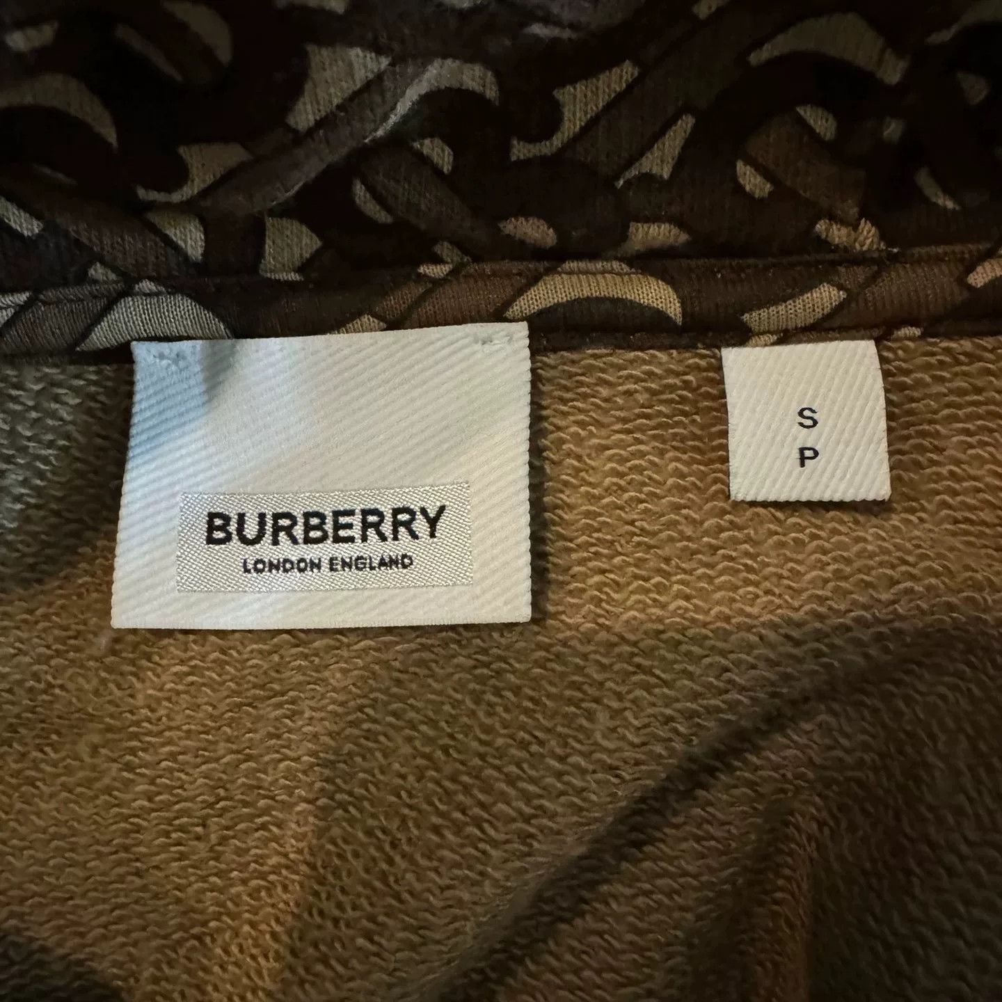 Burberry burberry patterned hooded sweatshirt size s Size US S / EU 44-46 / 1 - 4 Thumbnail