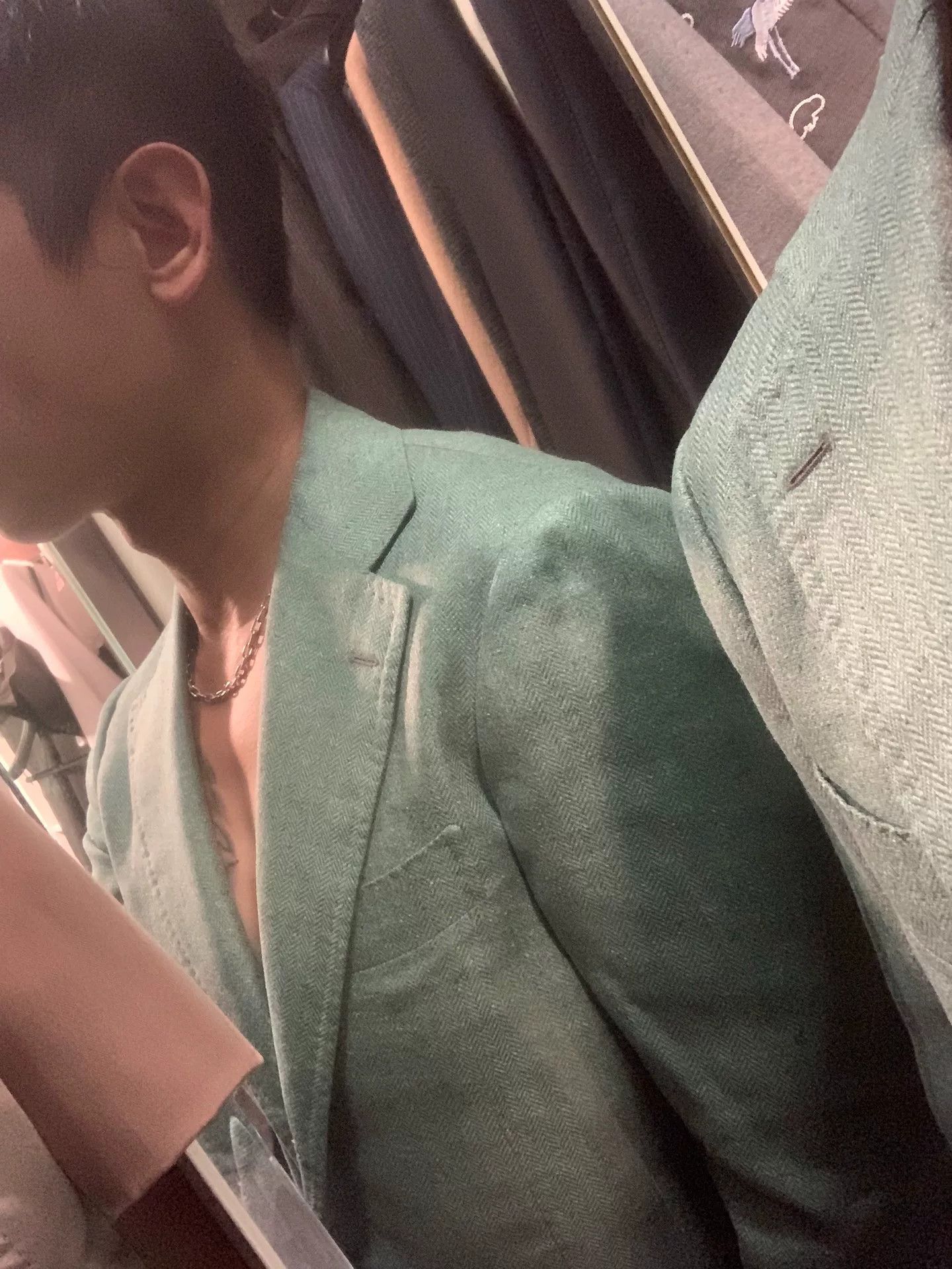 Ring Jacket elegant light green silk suit jacket Size US L / EU 52-54 / 3 - 9 Thumbnail