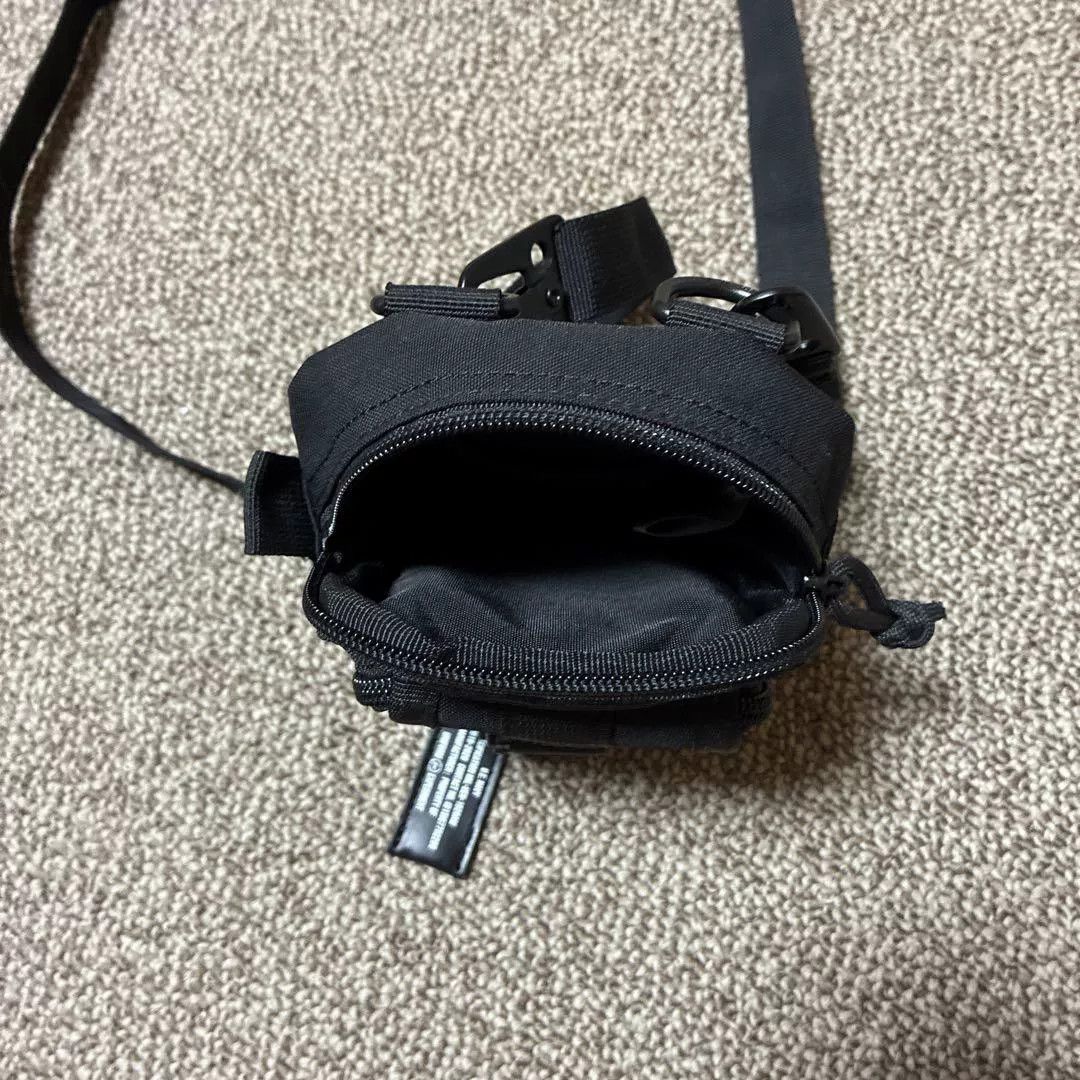 uniform experiment uniform experiment tactical crossbody bag Size ONE SIZE - 2 Thumbnail