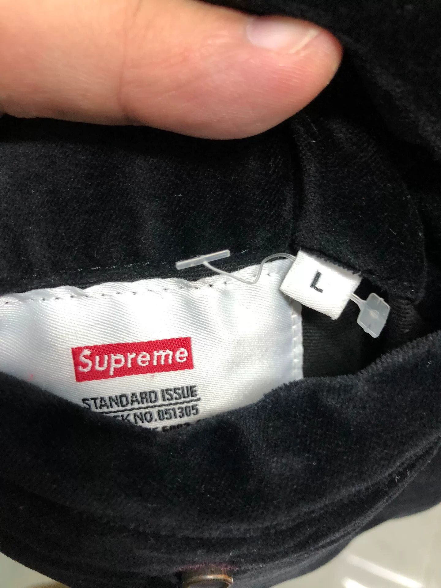 Supreme Supreme Skull Embroidered Long Sleeve Shirt Size US L / EU 52-54 / 3 - 3 Thumbnail