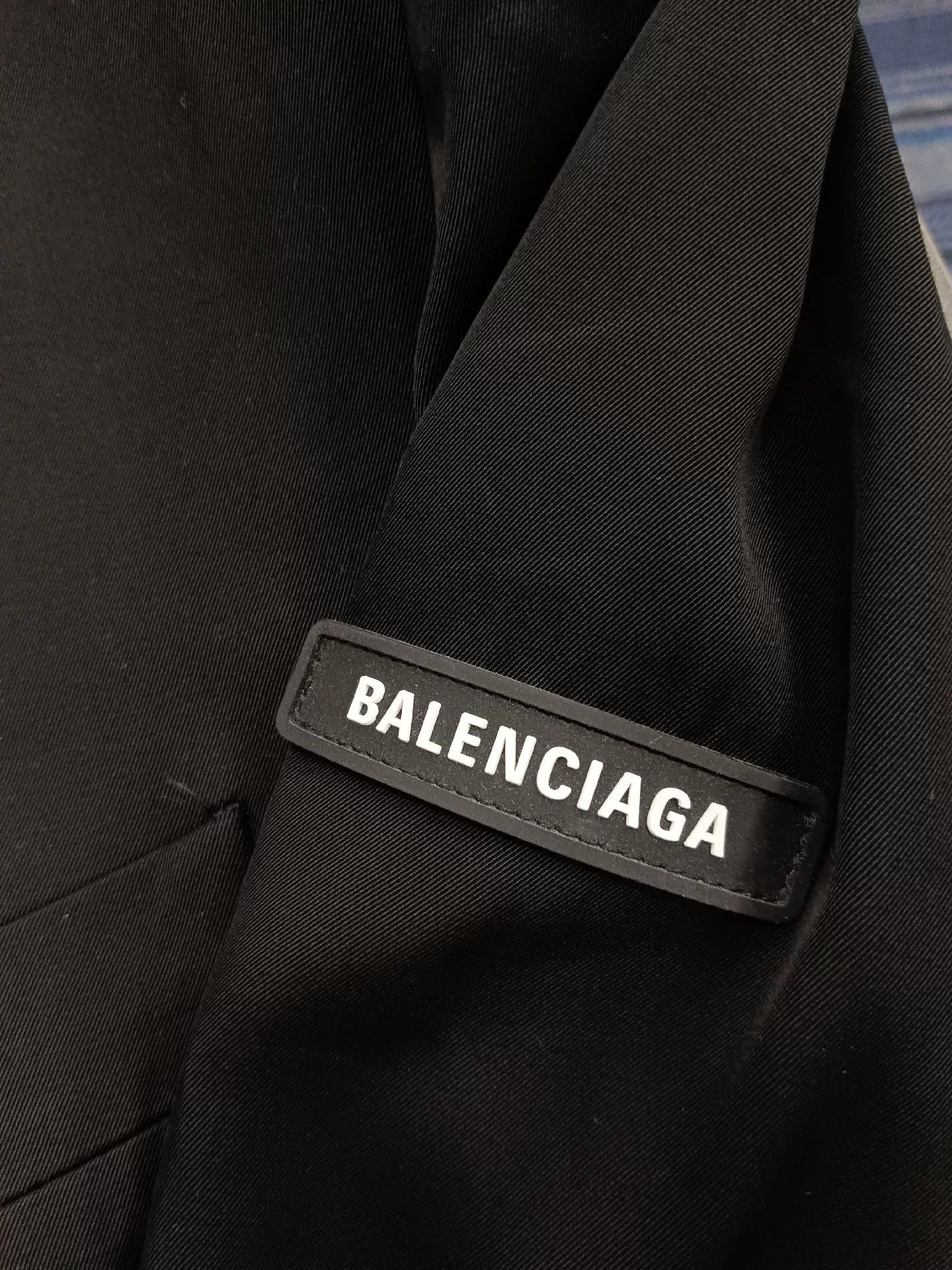 Balenciaga balenciaga classic logo trench coat black Size US S / EU 44-46 / 1 - 3 Thumbnail