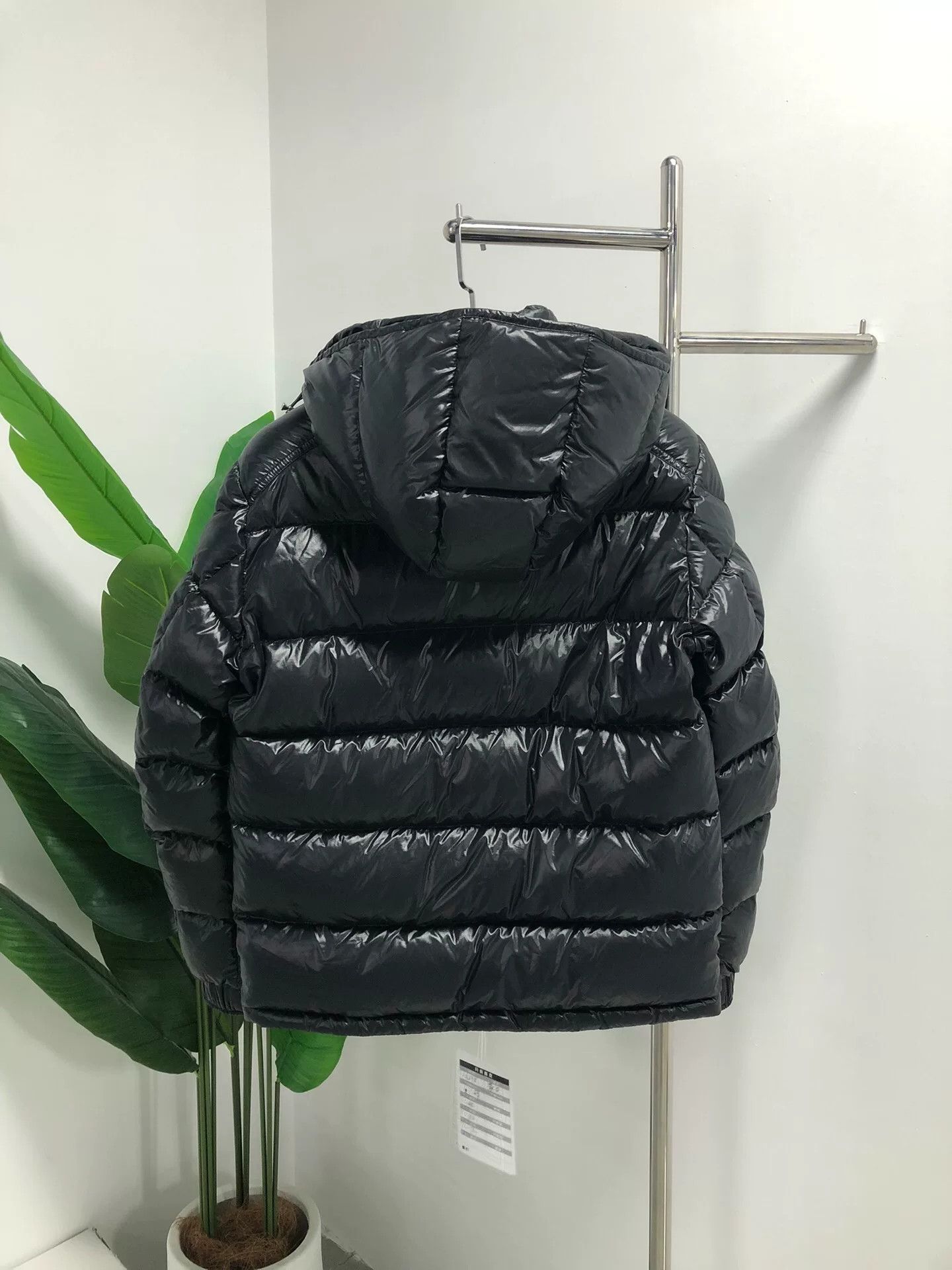 Moncler moncler maya series glossy down jacket Size S / US 4 / IT 40 - 3 Thumbnail