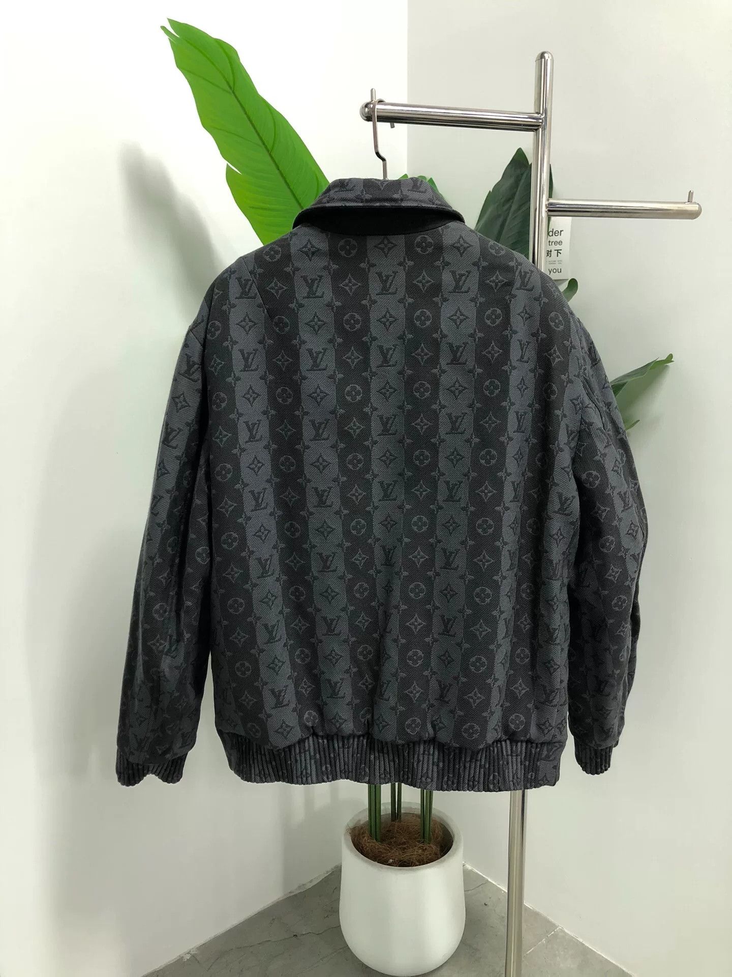 Louis Vuitton louis vuitton x nigo collaboration logo jacket Size US L / EU 52-54 / 3 - 2 Thumbnail