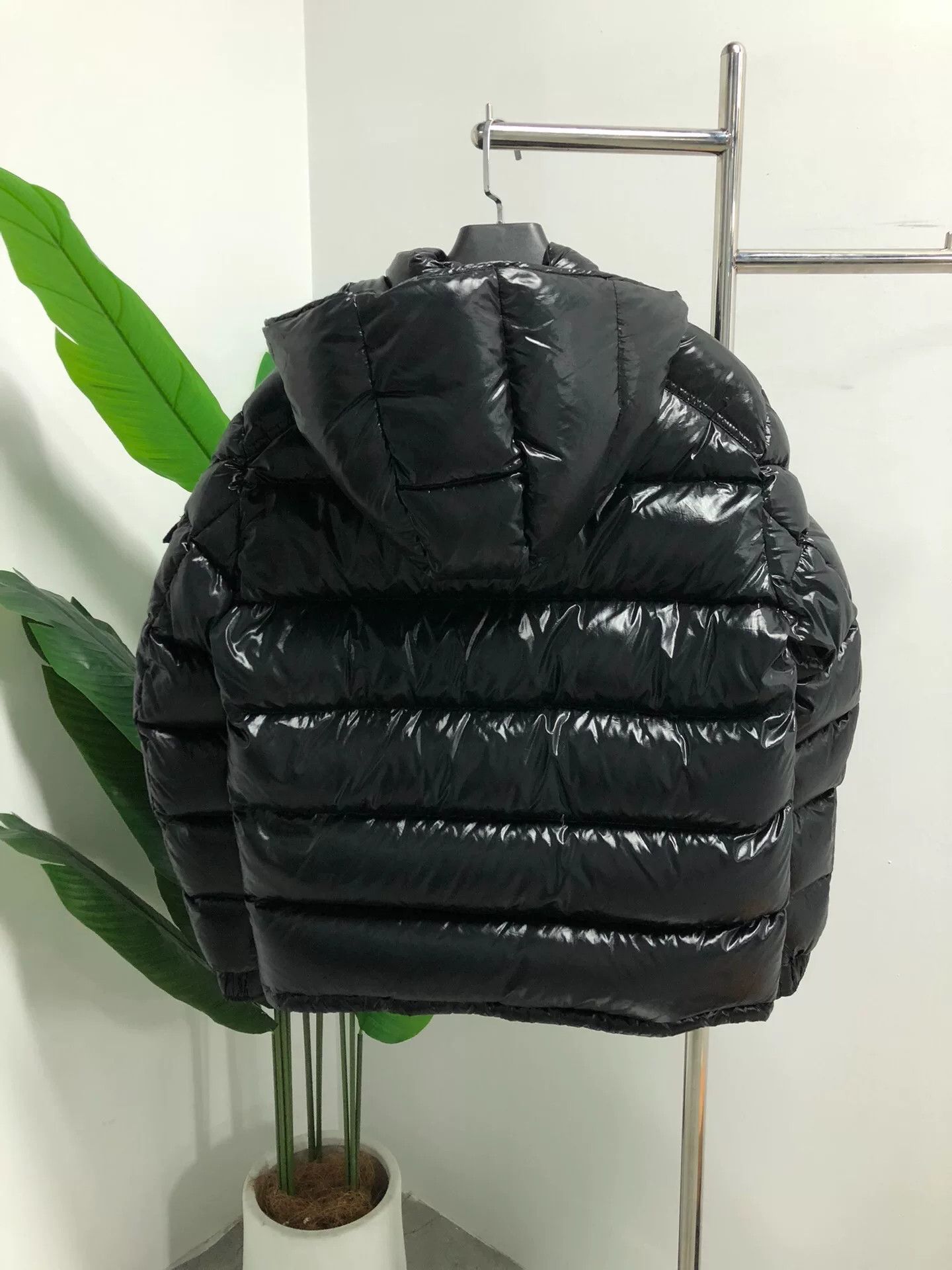Moncler moncler maya detachable hood down jacket Size US M / EU 48-50 / 2 - 2 Thumbnail
