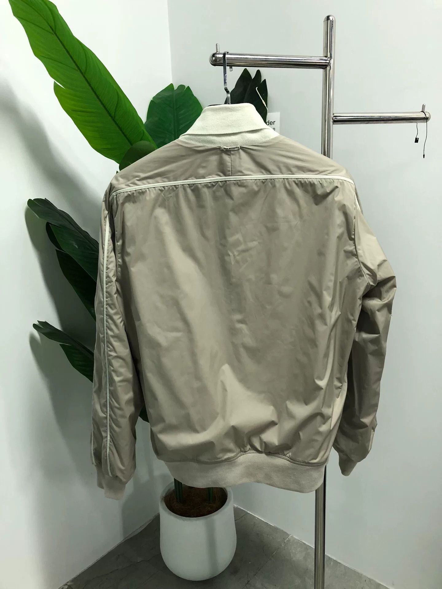 Hermes hermes double-sided leather jacket in off-white Size US L / EU 52-54 / 3 - 4 Thumbnail