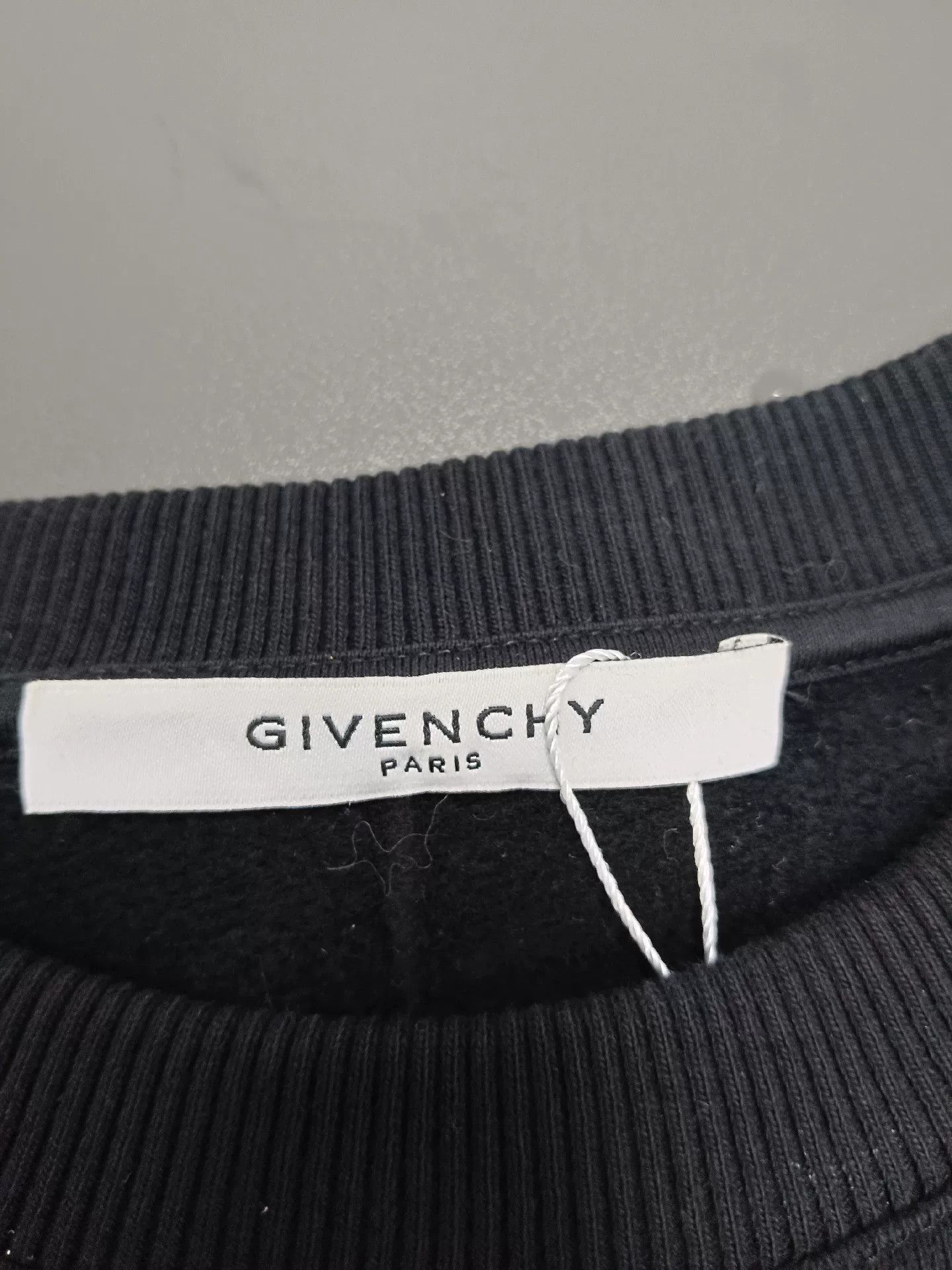 Givenchy givenchy black graphic sweatshirt with bambi design Size S / US 4 / IT 40 - 2 Thumbnail