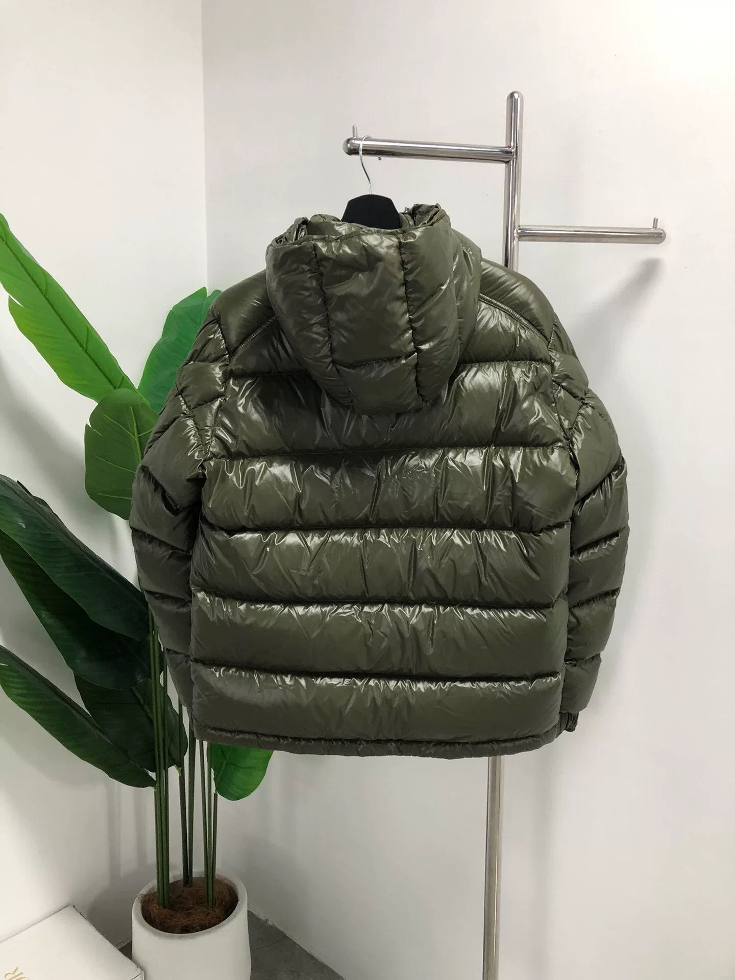 Moncler moncler maya series puffer jacket forest green Size US L / EU 52-54 / 3 - 3 Thumbnail