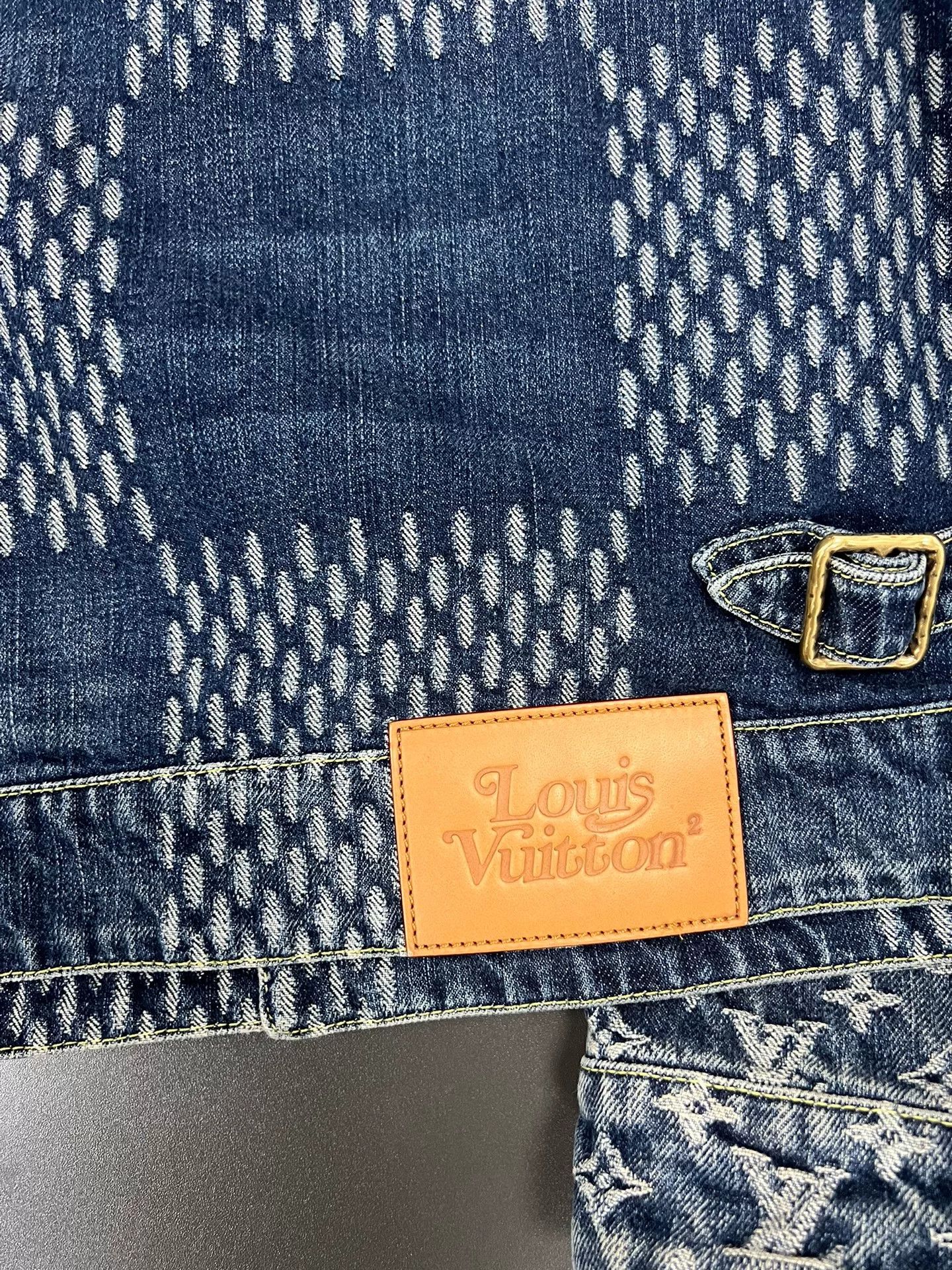 Nigo lv x nigo collaboration denim jacket in blue Size US L / EU 52-54 / 3 - 6 Thumbnail