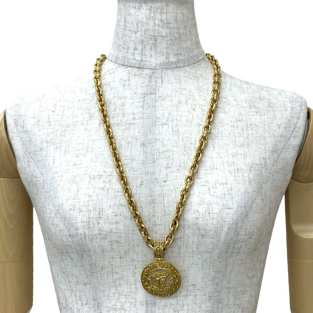 Chanel Chanel Chanel Coco Necklace Metal Necklace DUTY FREE for USA Size ONE SIZE - 2 Thumbnail