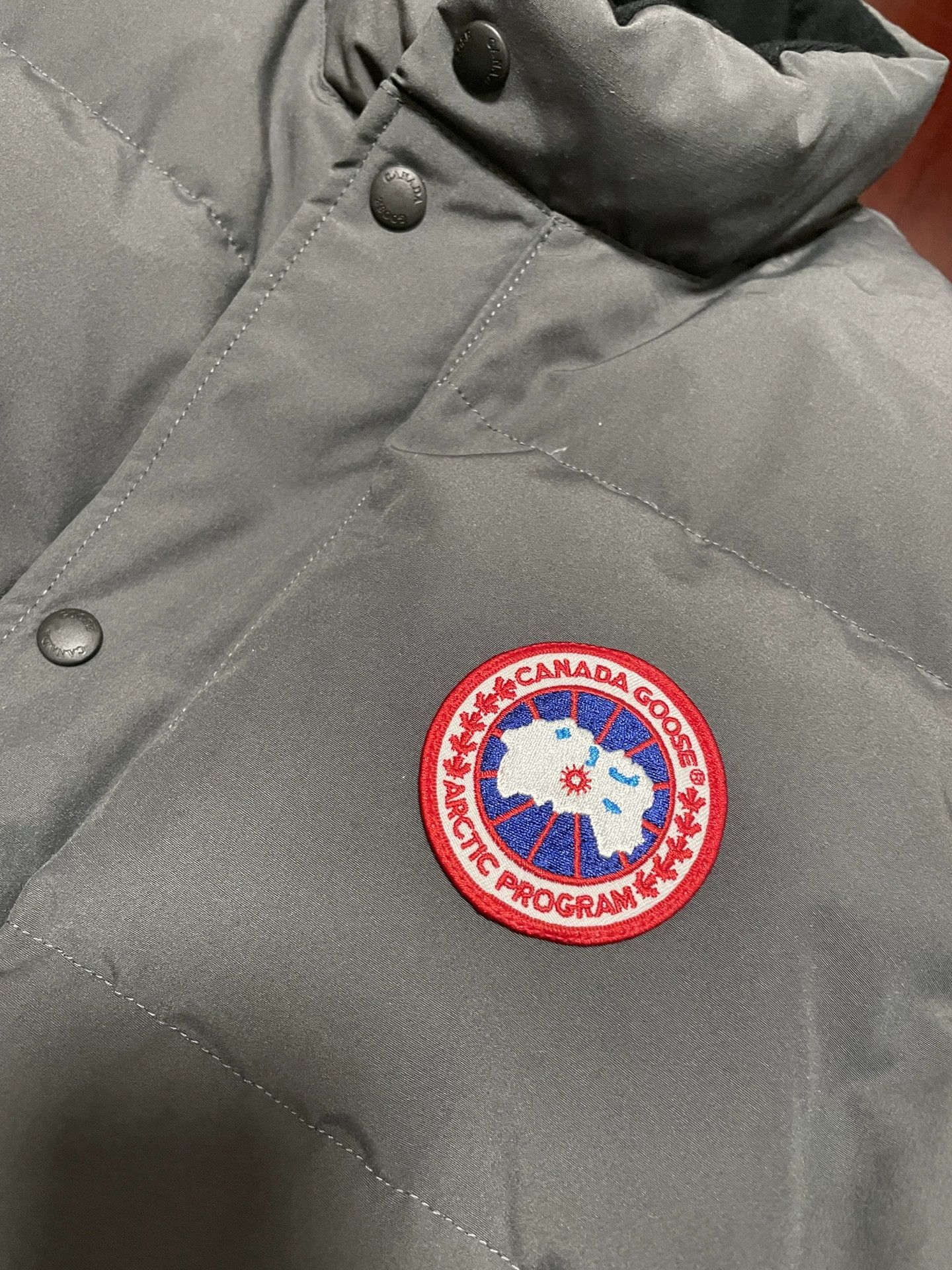 Canada Goose Canada Goose Grey Down Vest in XL Size Size US XL / EU 56 / 4 - 2 Thumbnail