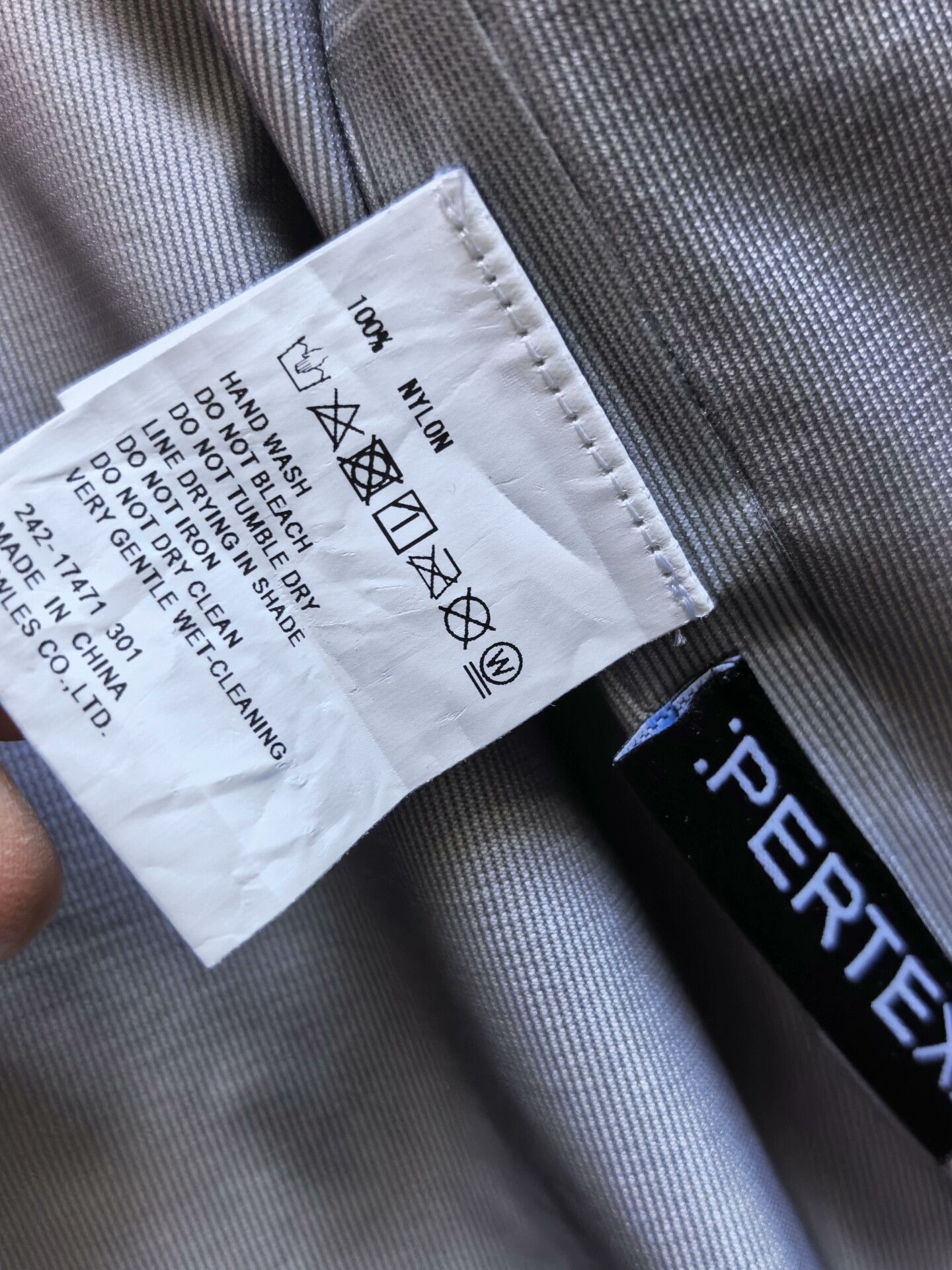 HYKE hyke lightweight windbreaker in size 4 Size S / US 4 / IT 40 - 3 Thumbnail