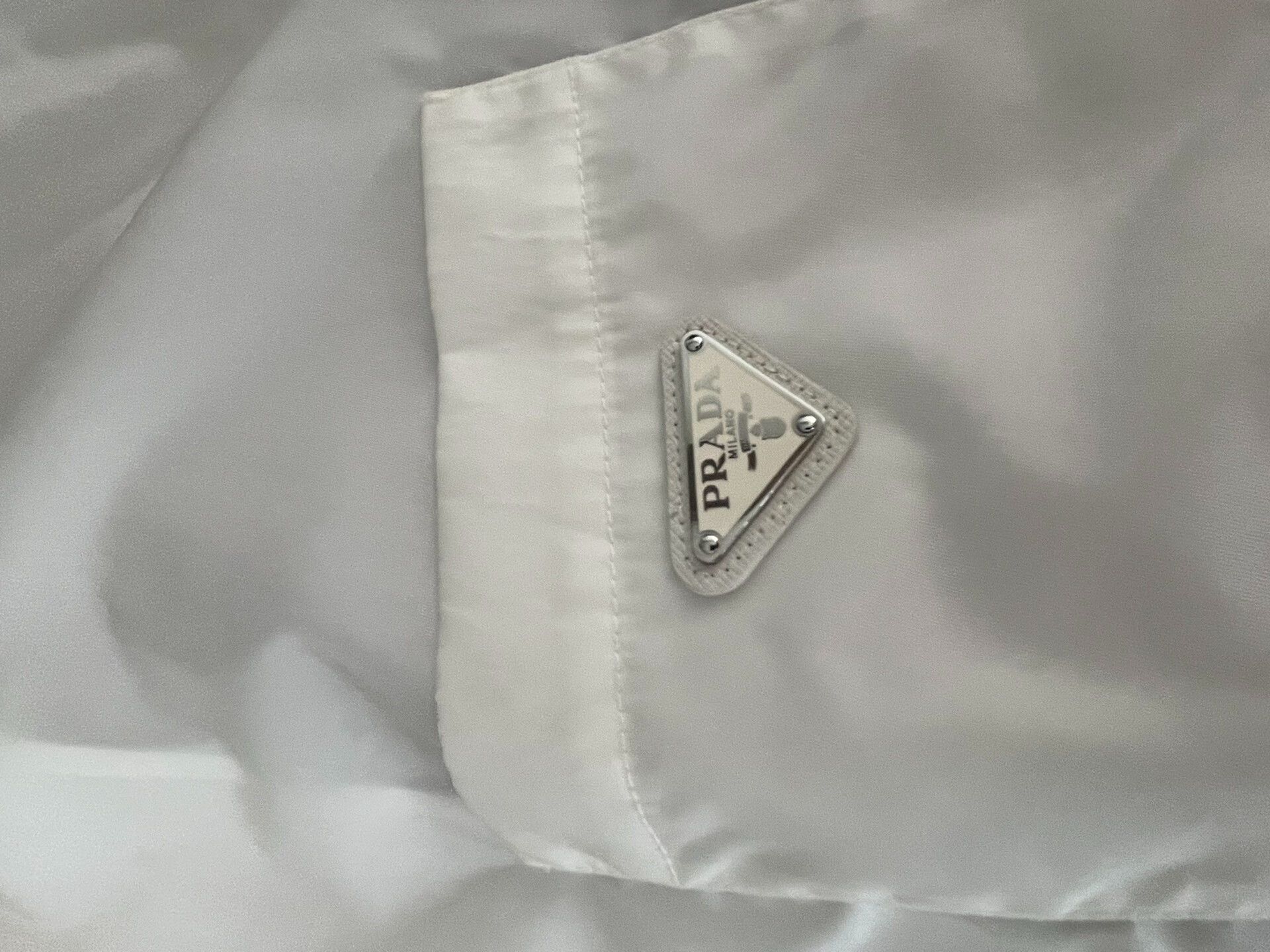 Prada prada recycled nylon shirt in white Size US L / EU 52-54 / 3 - 3 Thumbnail
